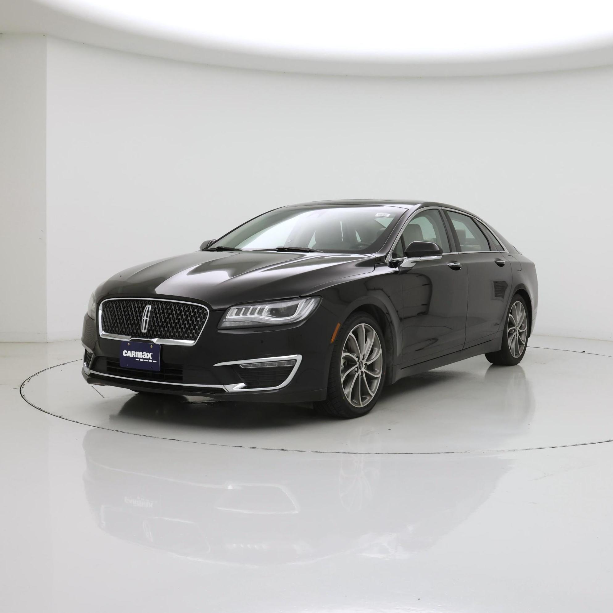 Thumbnail: 2019 Lincoln MKZ - 4