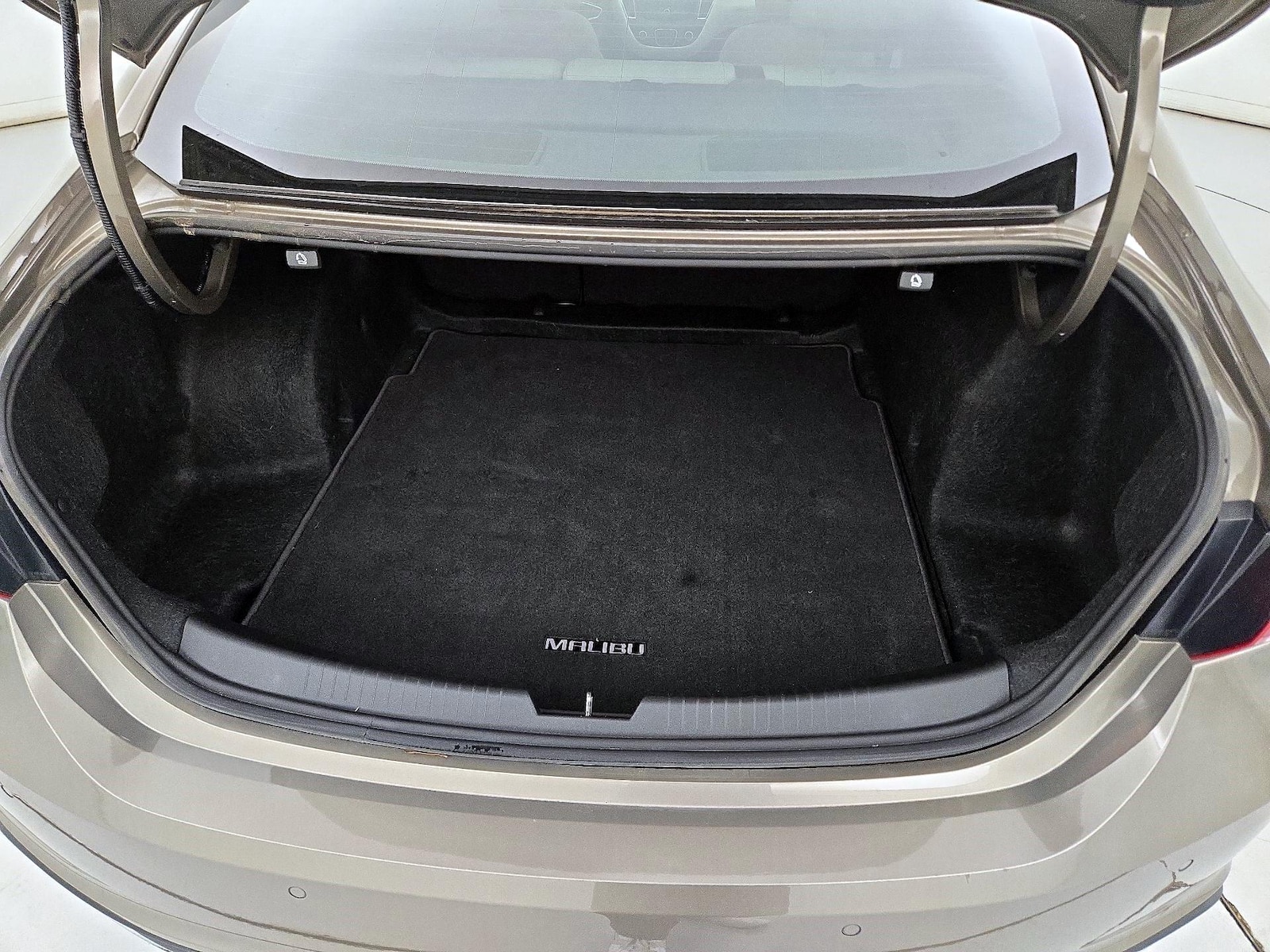 2020 Chevrolet Malibu Premier - Photo 23