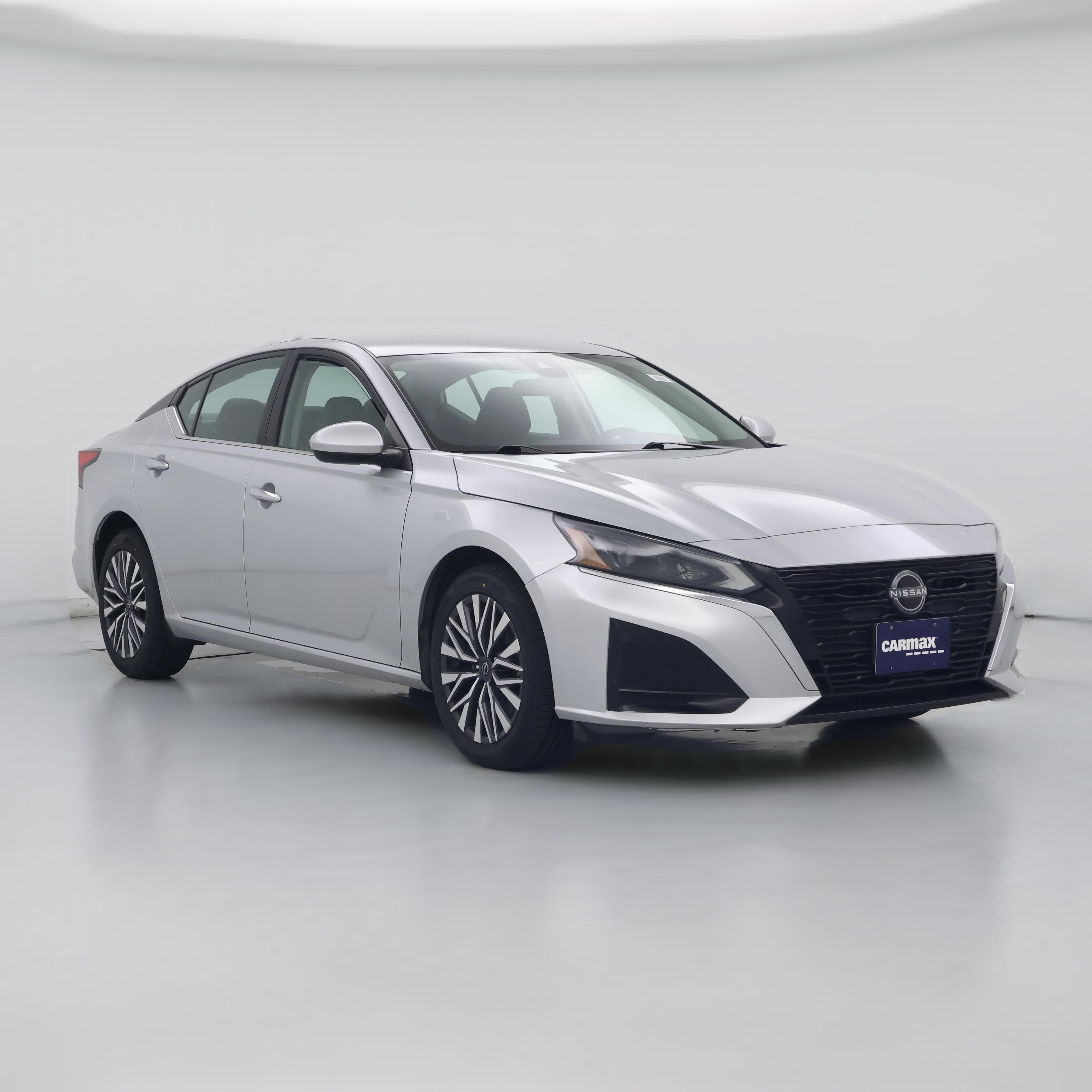 Thumbnail: 2023 Nissan Altima - 1