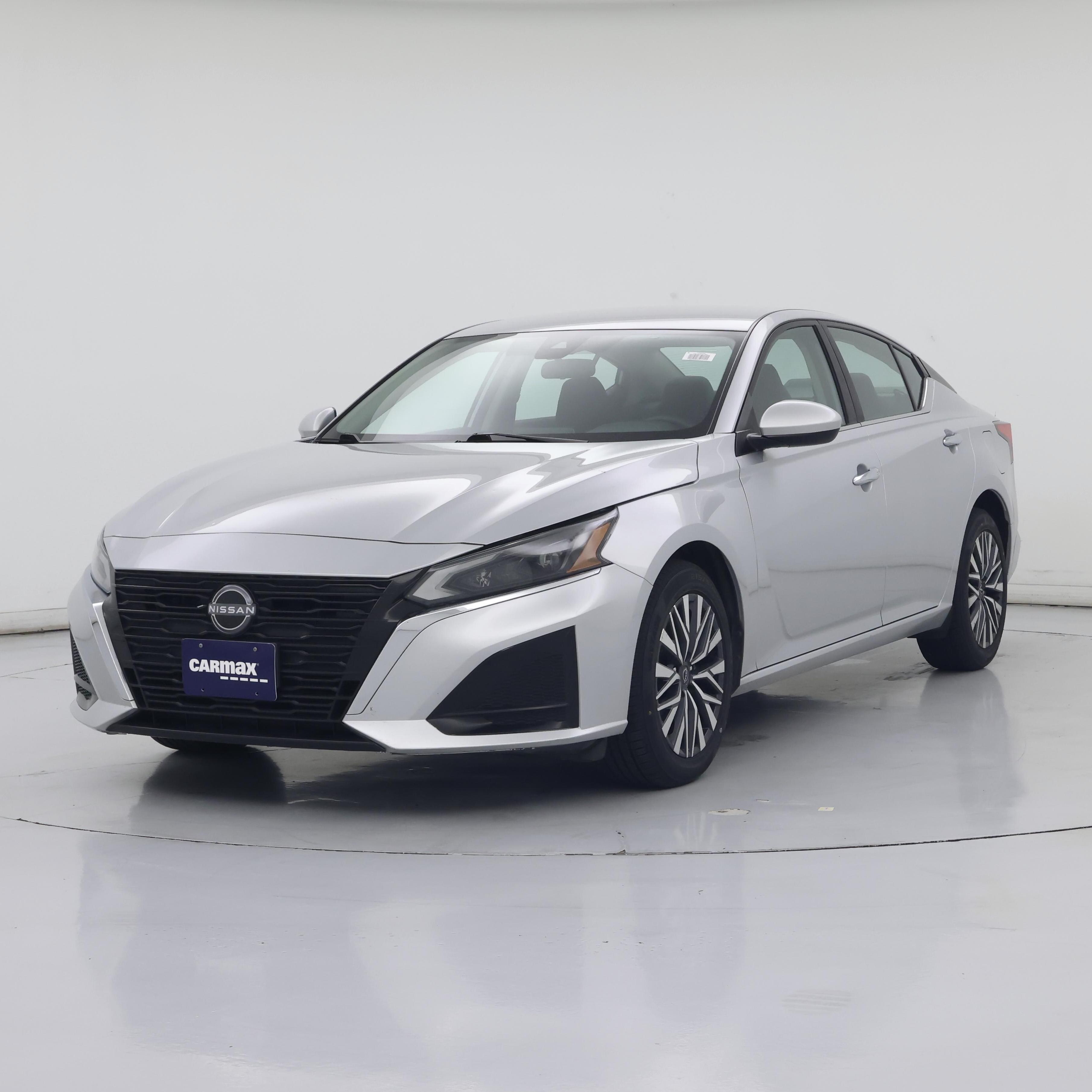 Thumbnail: 2023 Nissan Altima - 4