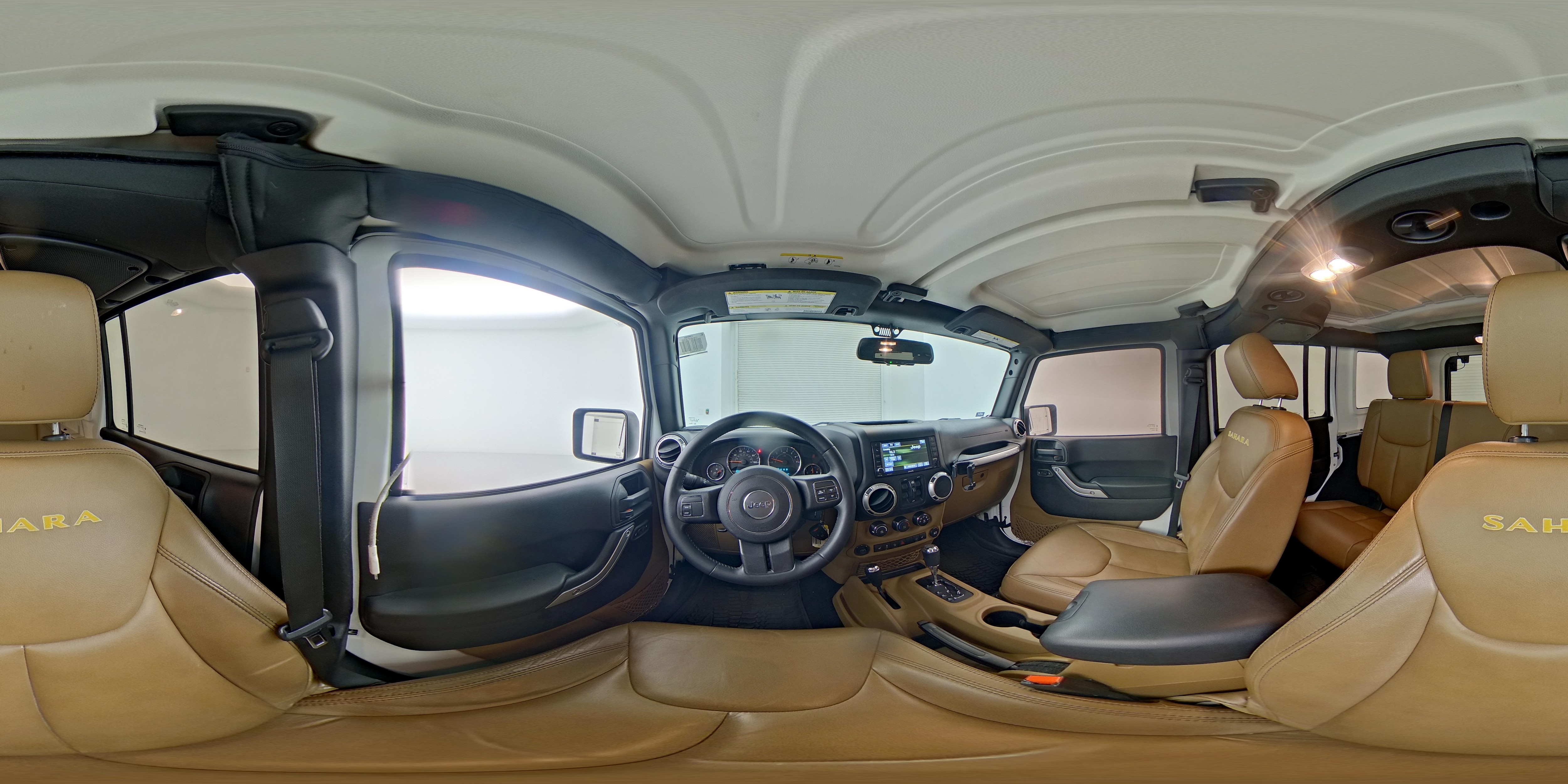 2015 Jeep Wrangler Unlimited Sahara - Photo 24