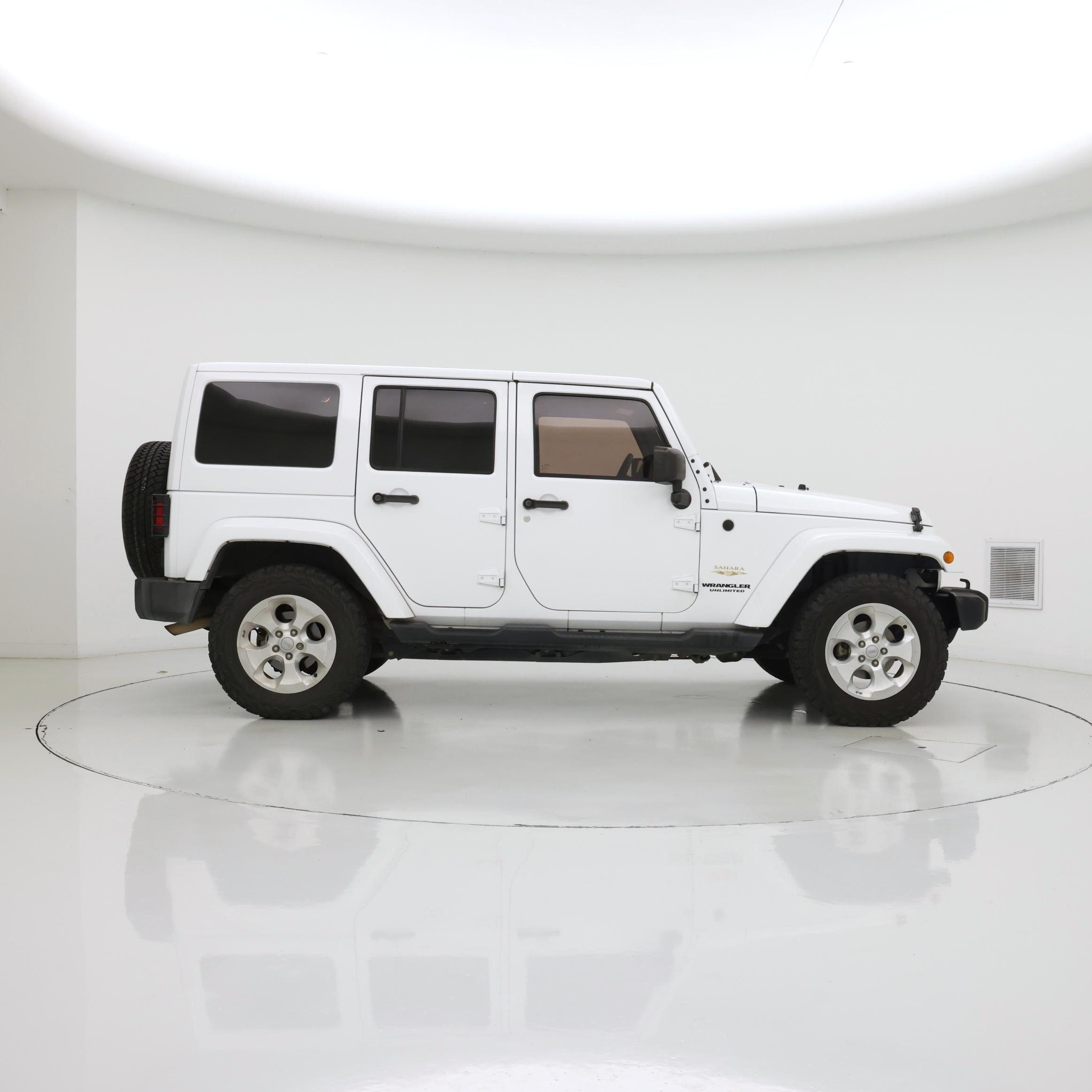 Thumbnail: 2015 Jeep Wrangler - 7