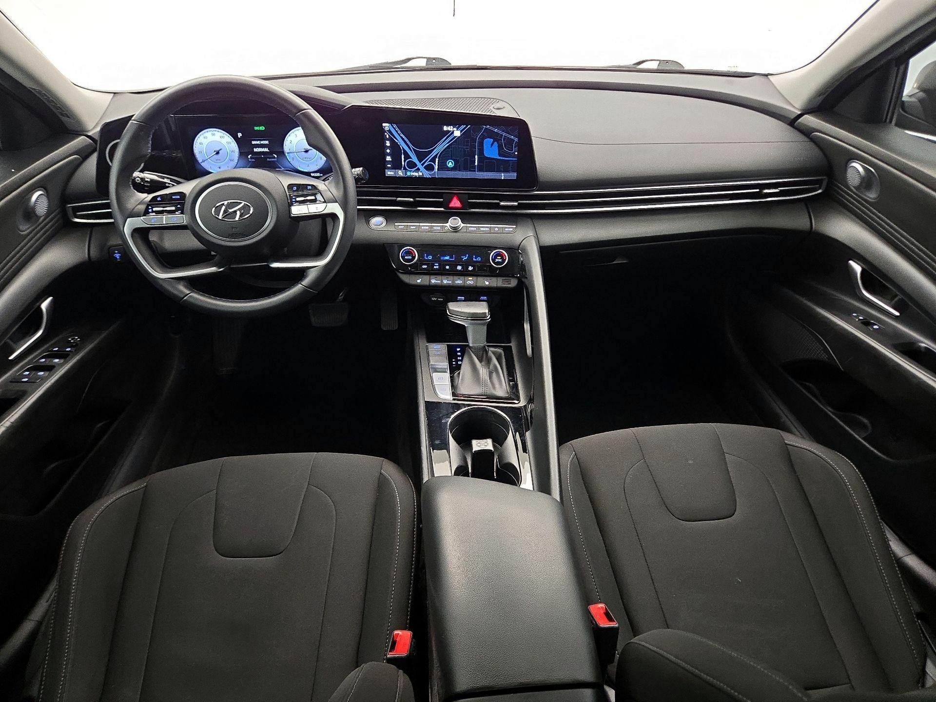 Thumbnail: 2023 Hyundai Elantra - 9