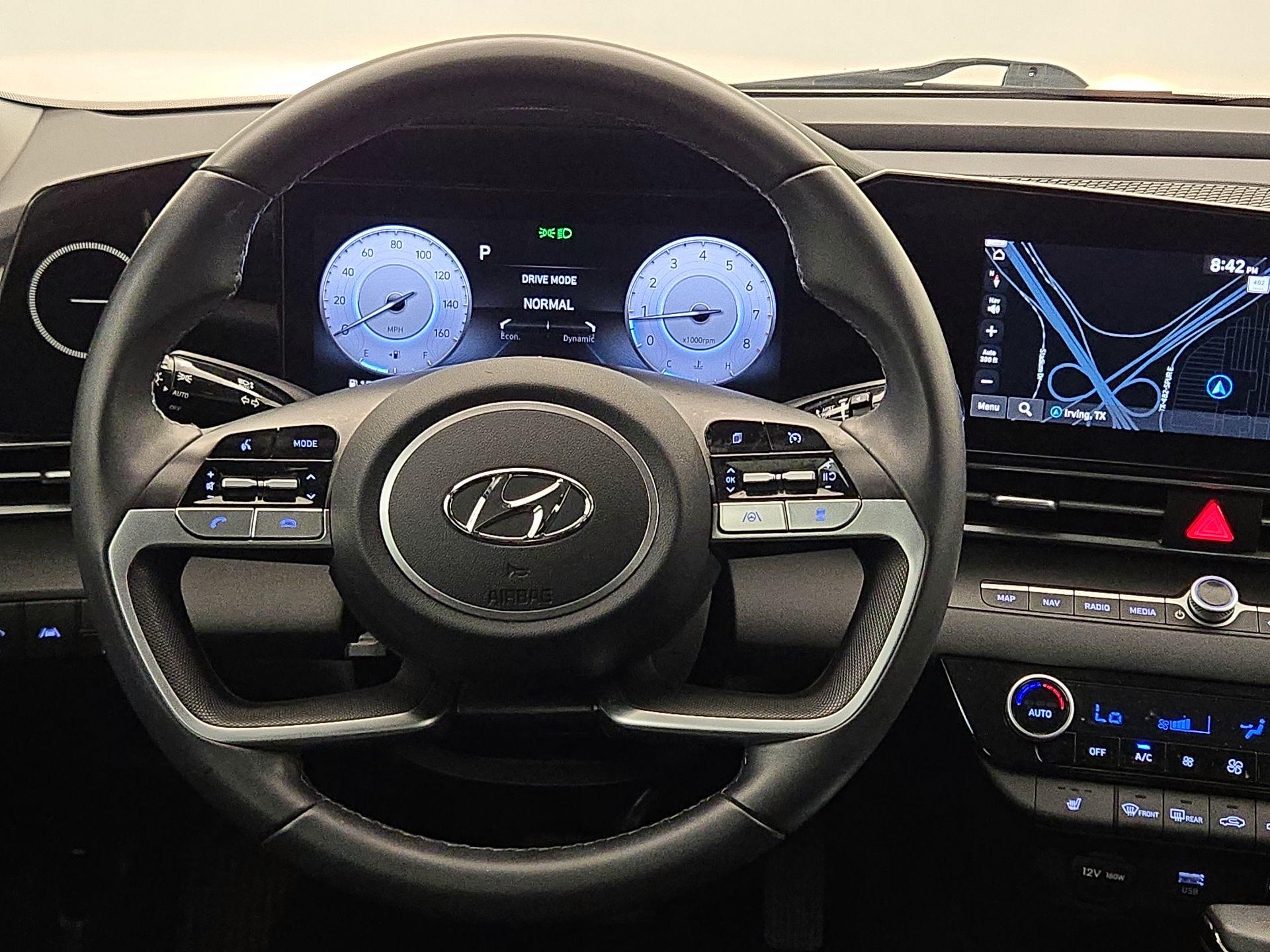 Thumbnail: 2023 Hyundai Elantra - 10