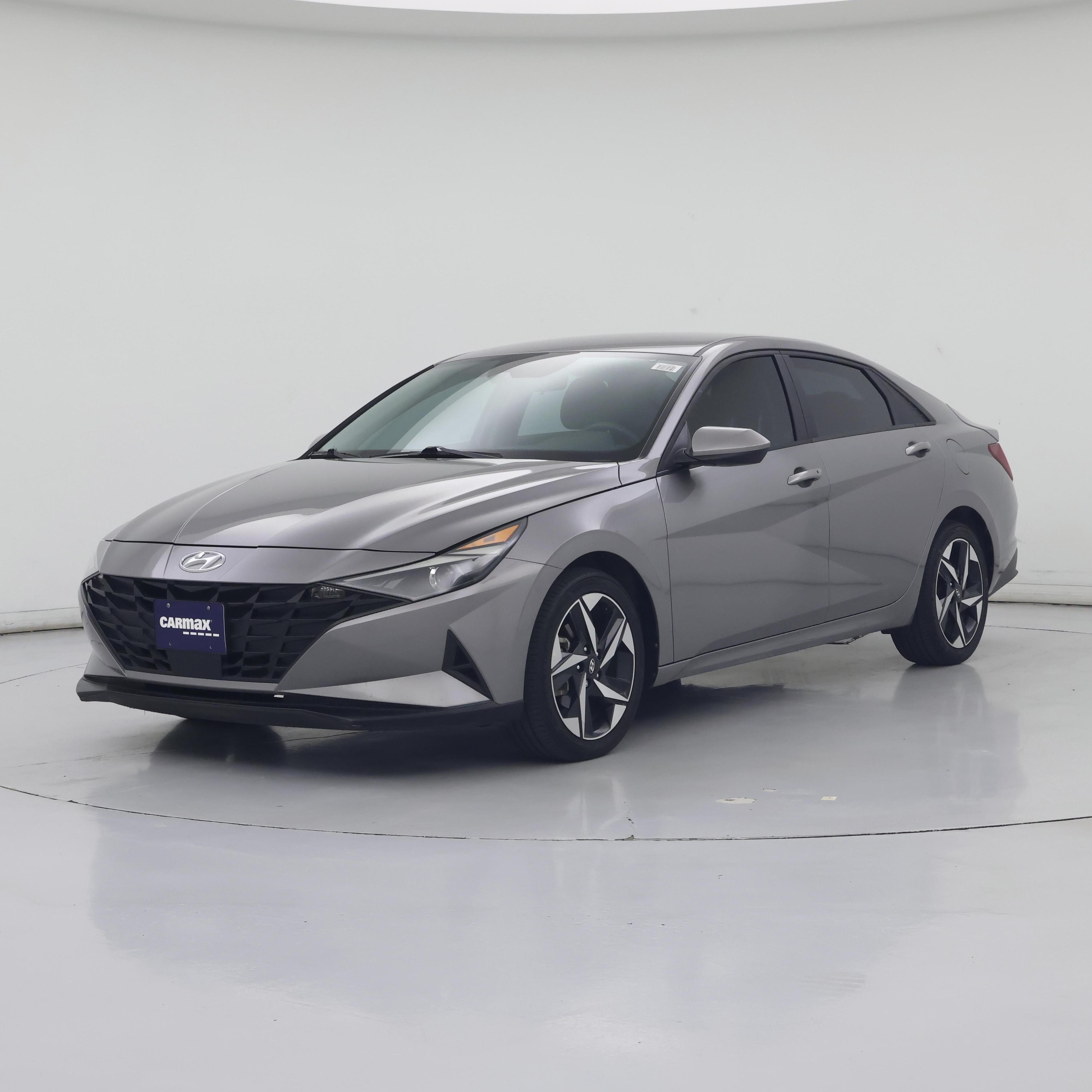 Thumbnail: 2023 Hyundai Elantra - 4