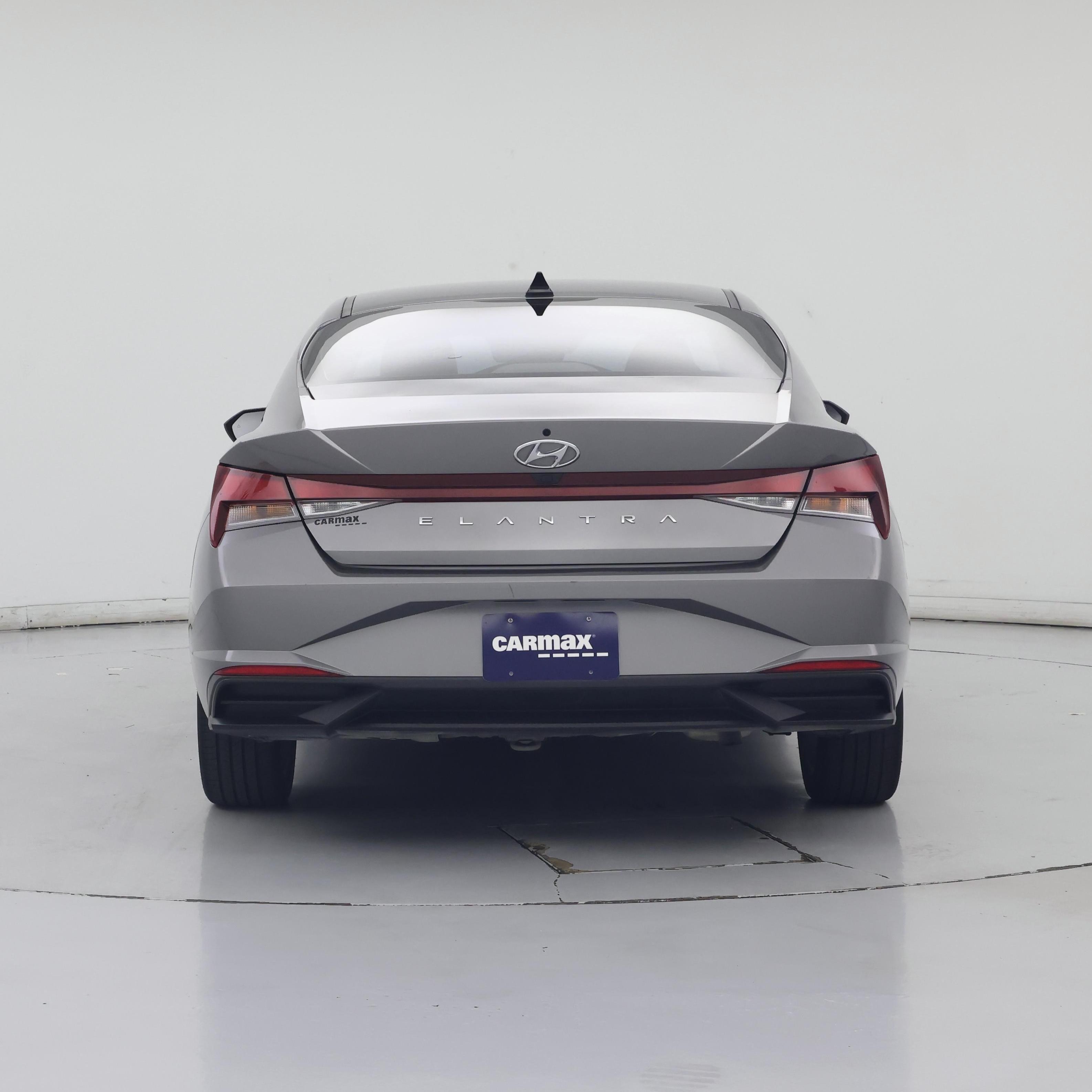 Thumbnail: 2023 Hyundai Elantra - 6