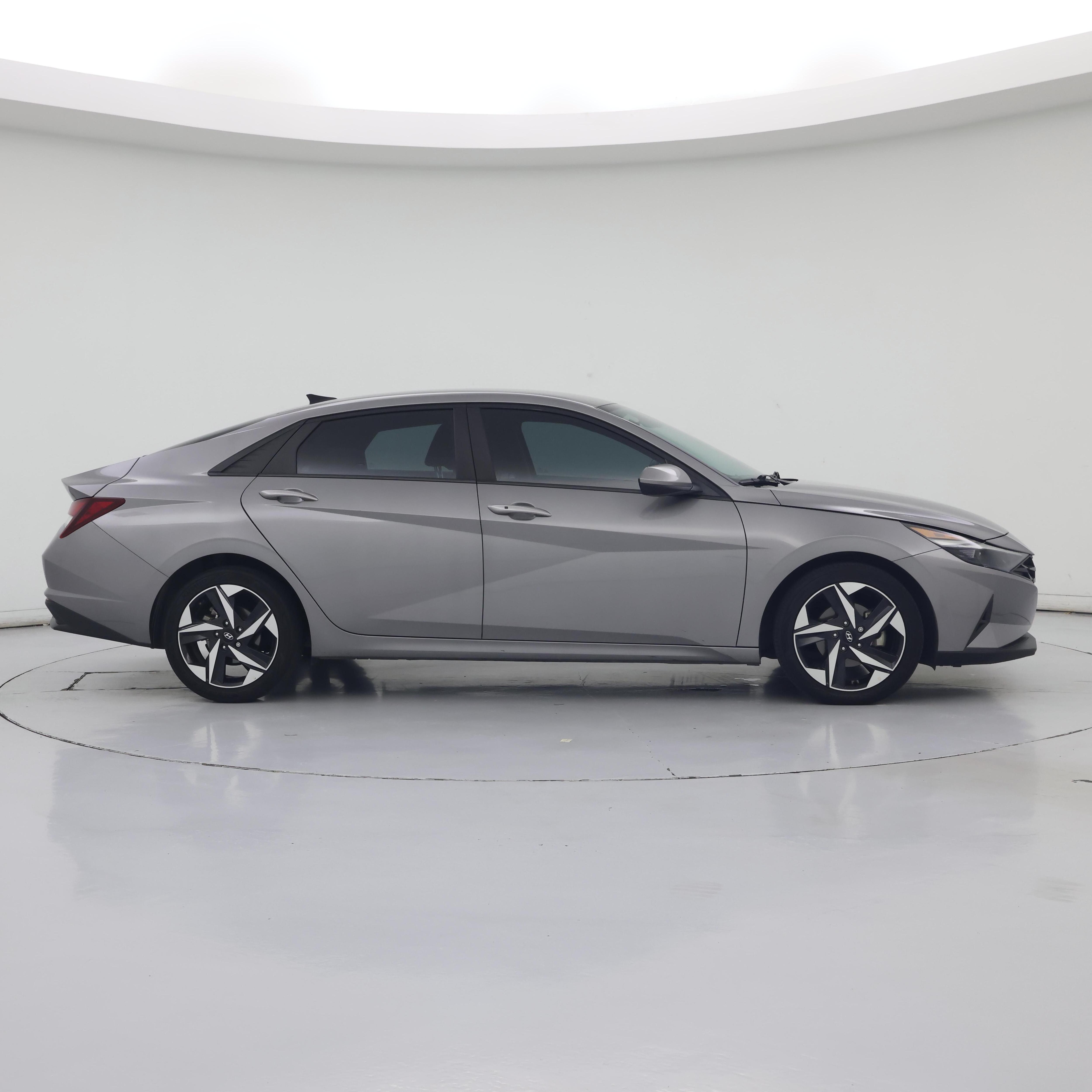 Thumbnail: 2023 Hyundai Elantra - 7