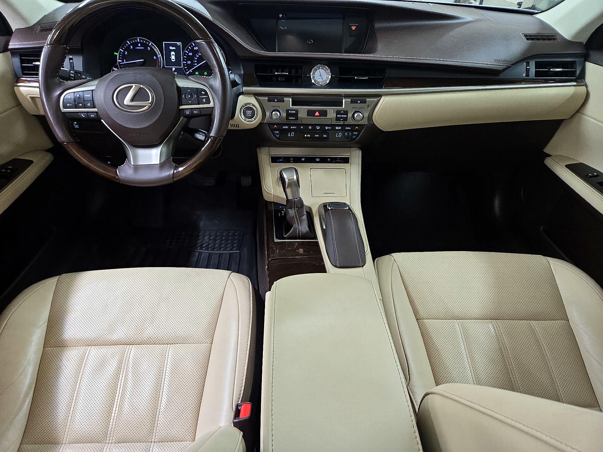 Thumbnail: 2018 Lexus ES - 9