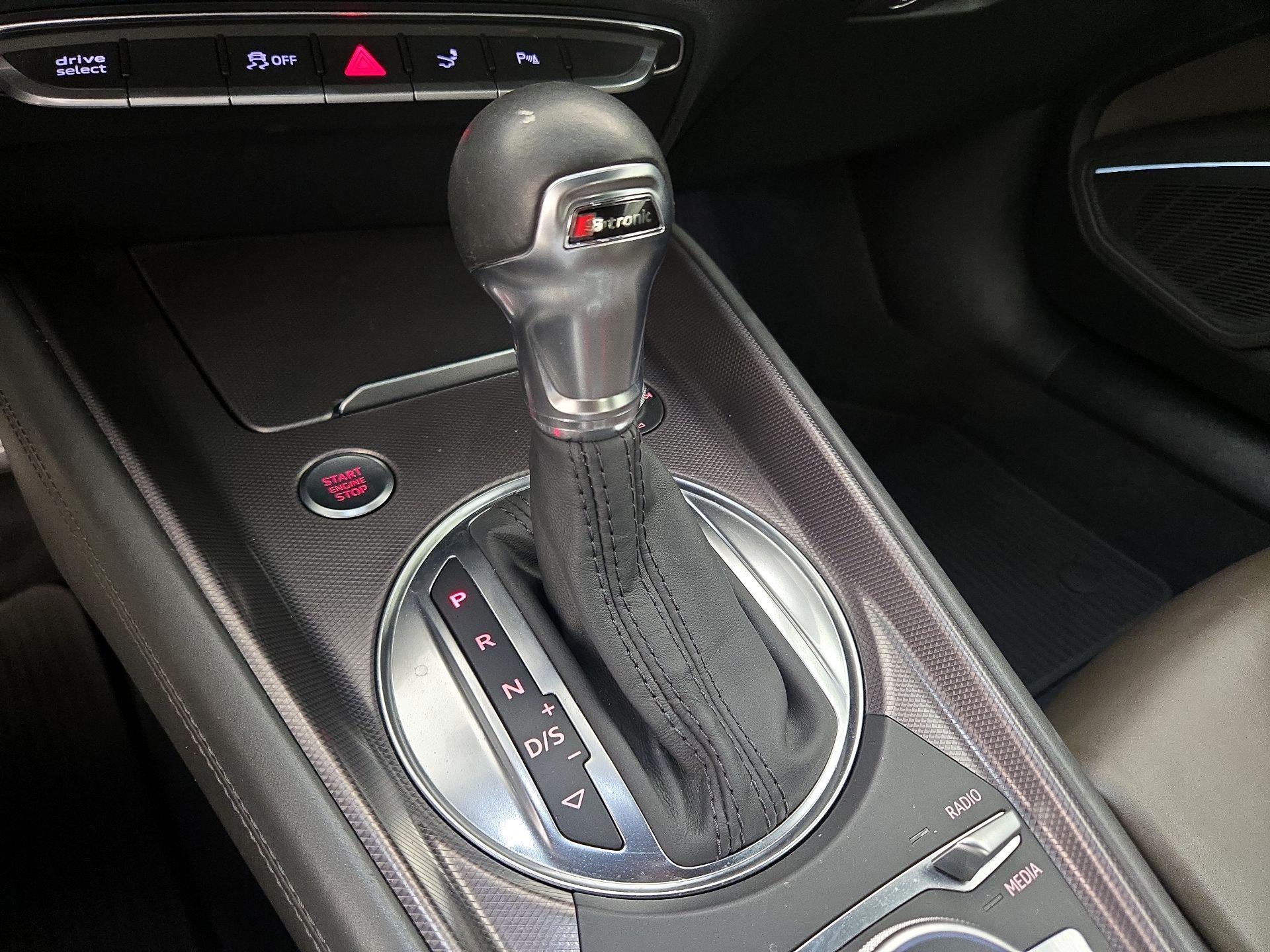 Thumbnail: 2016 Audi TT - 18