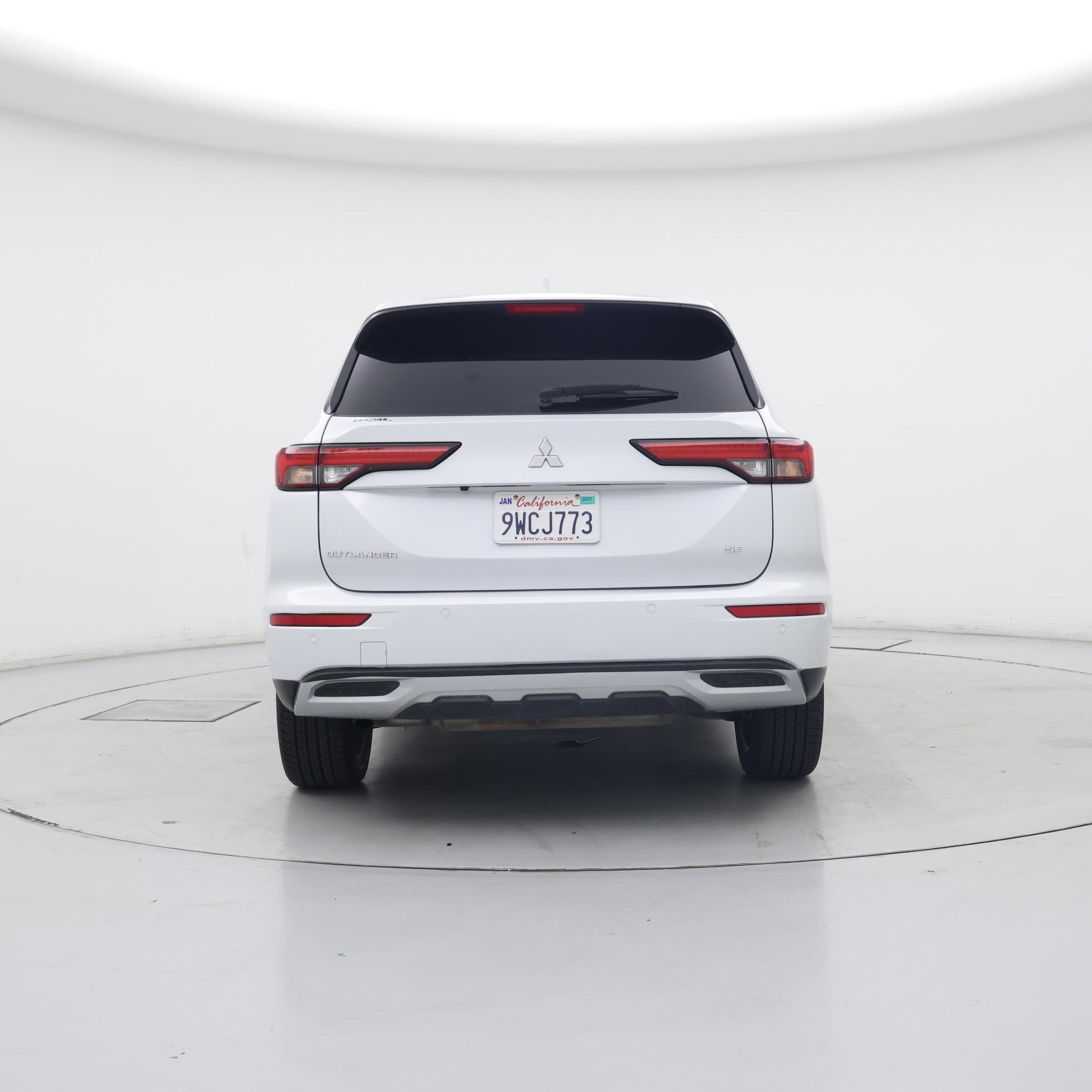 Thumbnail: 2024 Mitsubishi Outlander - 6