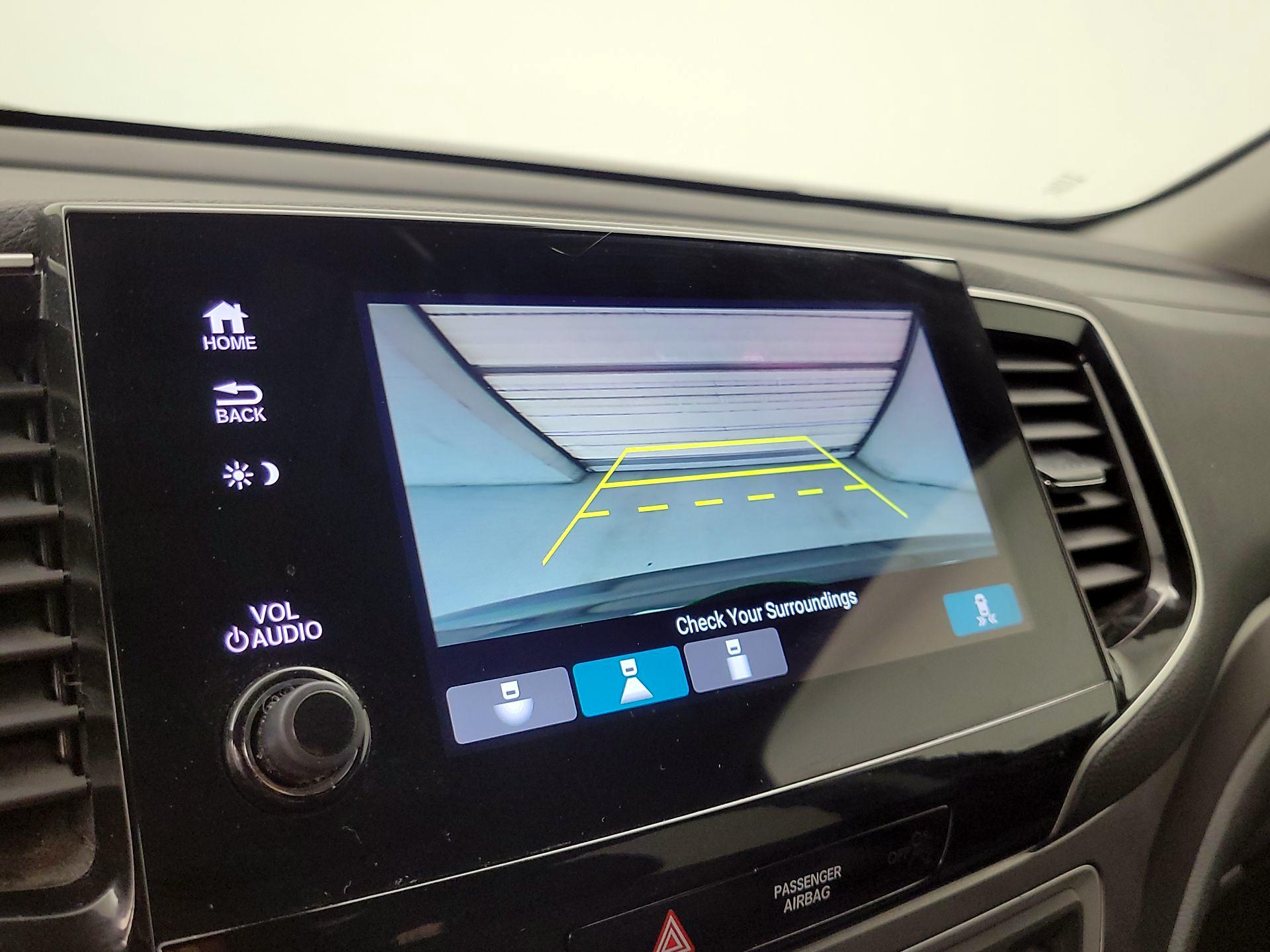 Thumbnail: 2019 Honda Pilot - 14