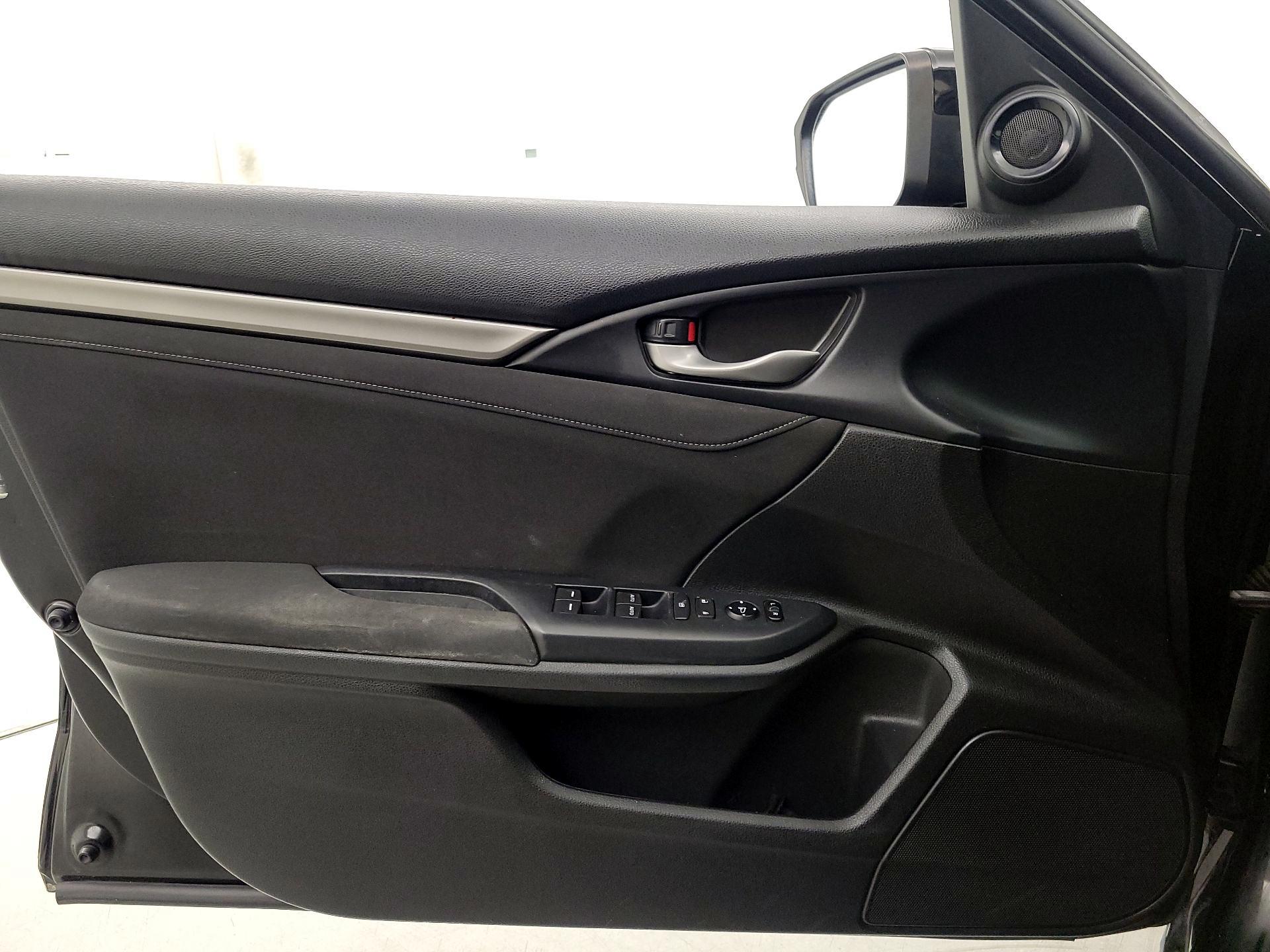 Thumbnail: 2019 Honda Civic - 12
