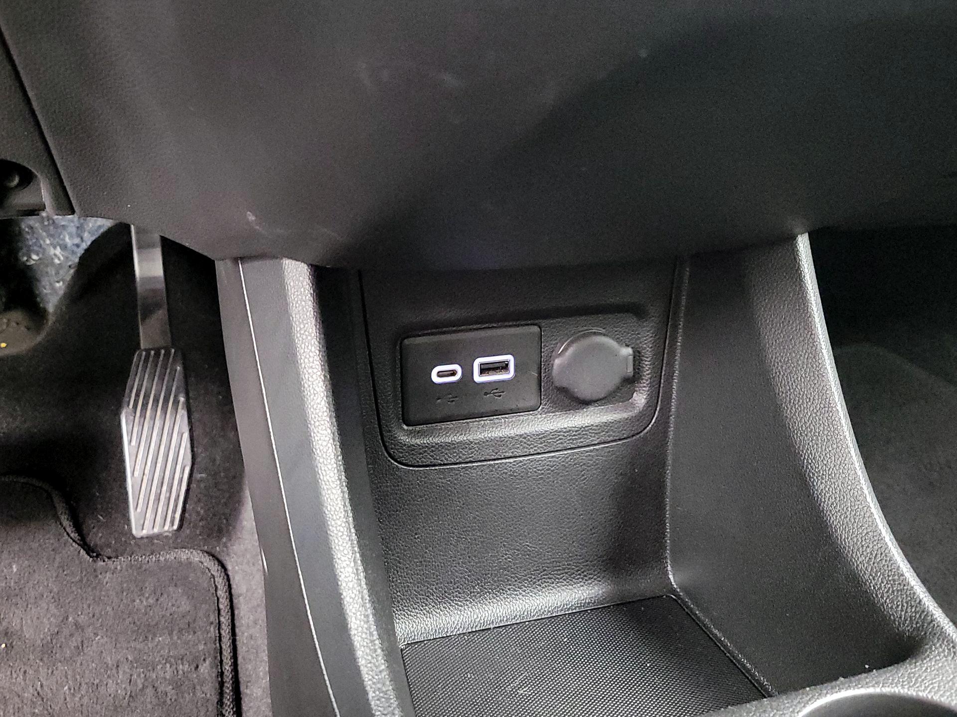 Thumbnail: 2021 Chevrolet Spark - 18