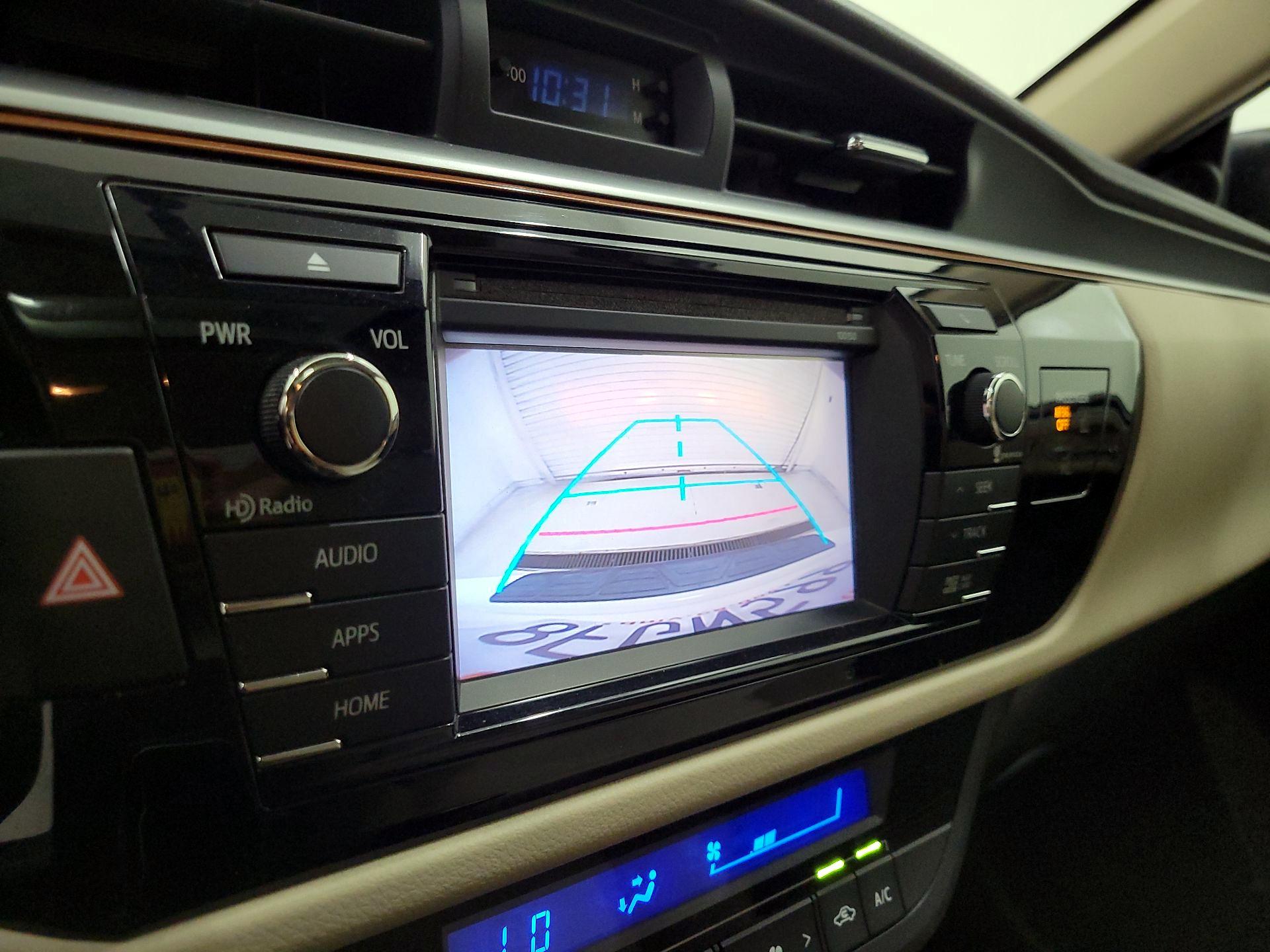 Thumbnail: 2015 Toyota Corolla - 15
