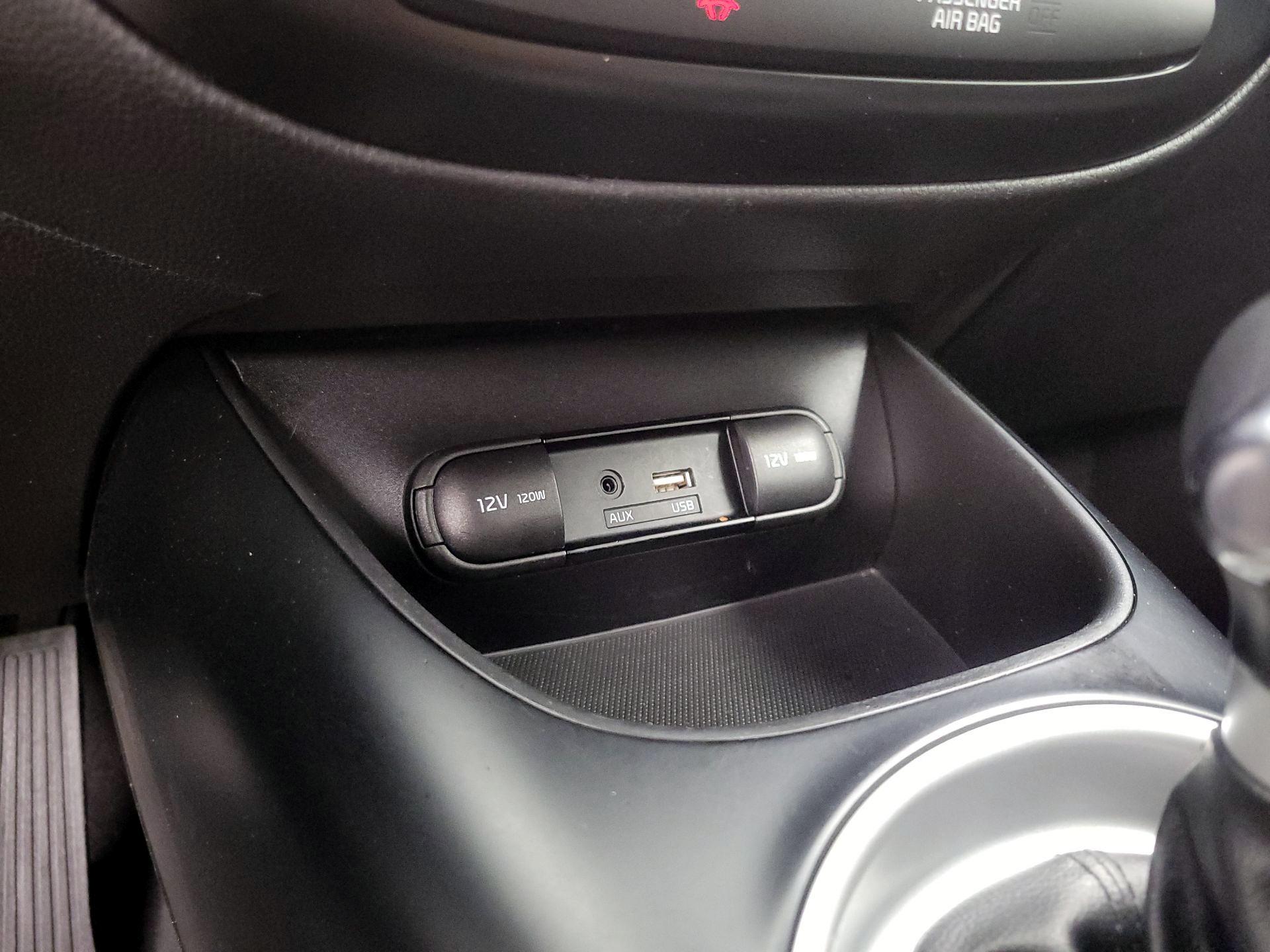 Thumbnail: 2019 Kia Soul - 18