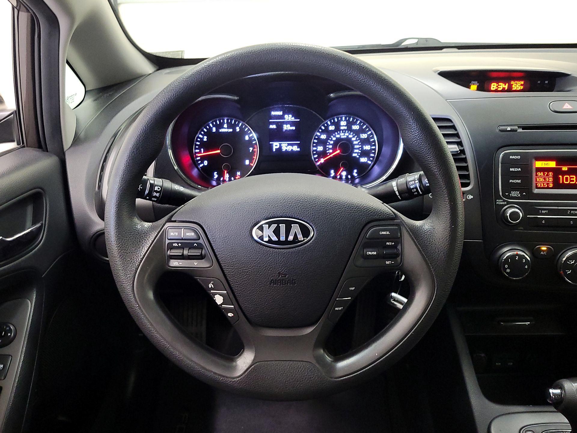 Thumbnail: 2015 Kia Forte - 10