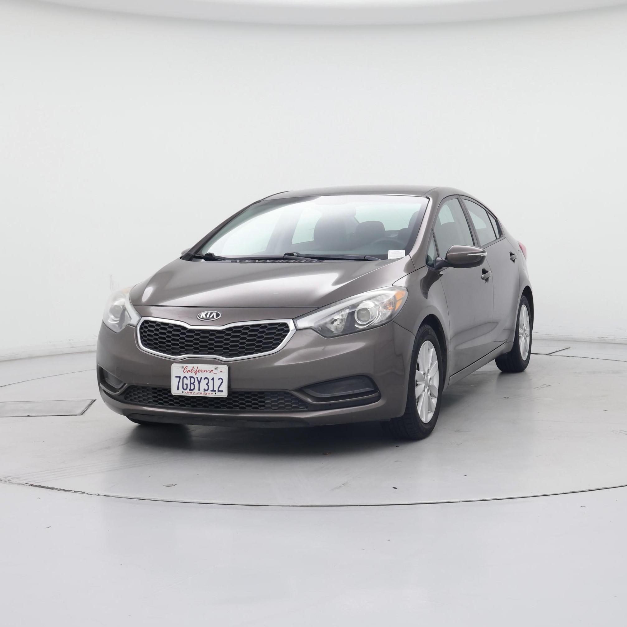 Thumbnail: 2015 Kia Forte - 4