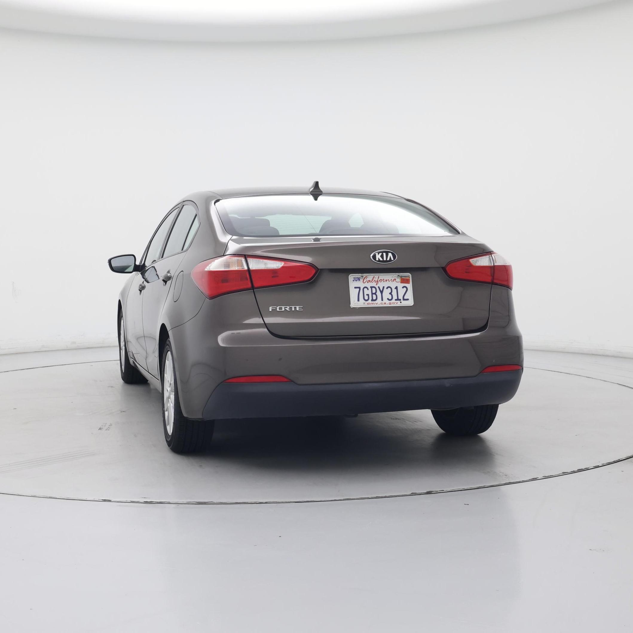 Thumbnail: 2015 Kia Forte - 6