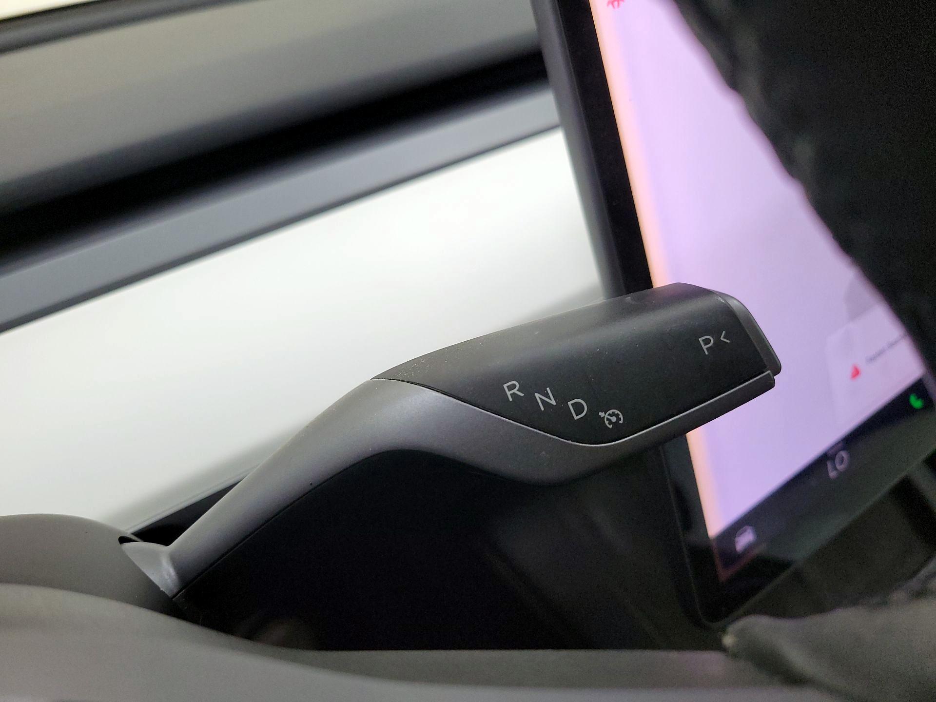 Thumbnail: 2023 Tesla Model 3 - 17
