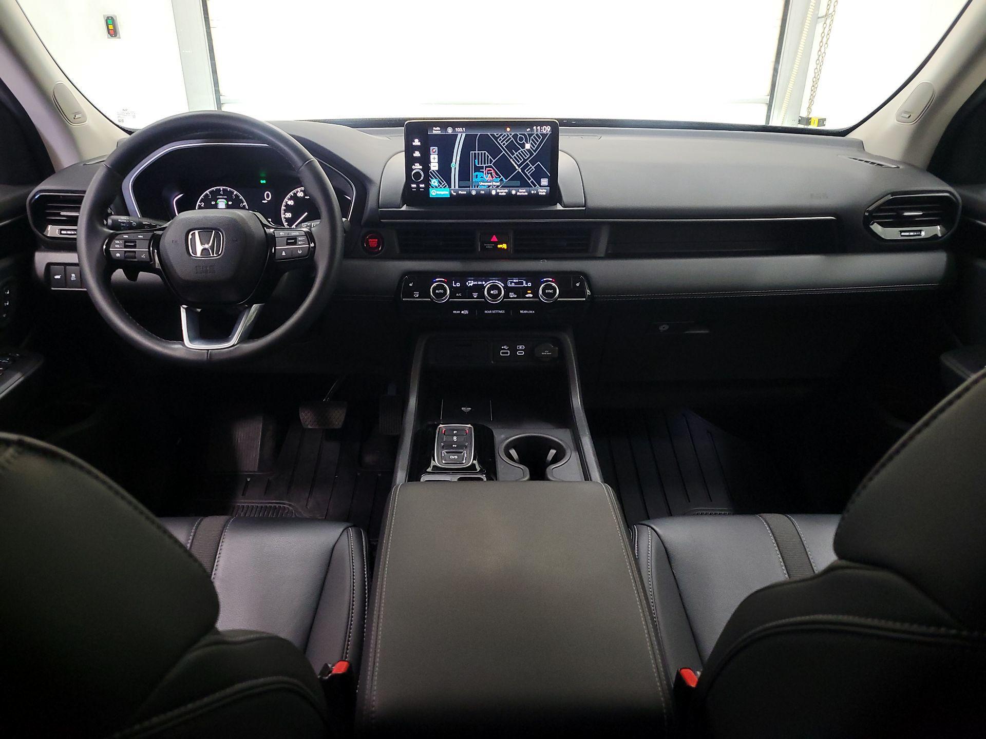 Thumbnail: 2025 Honda Pilot - 9