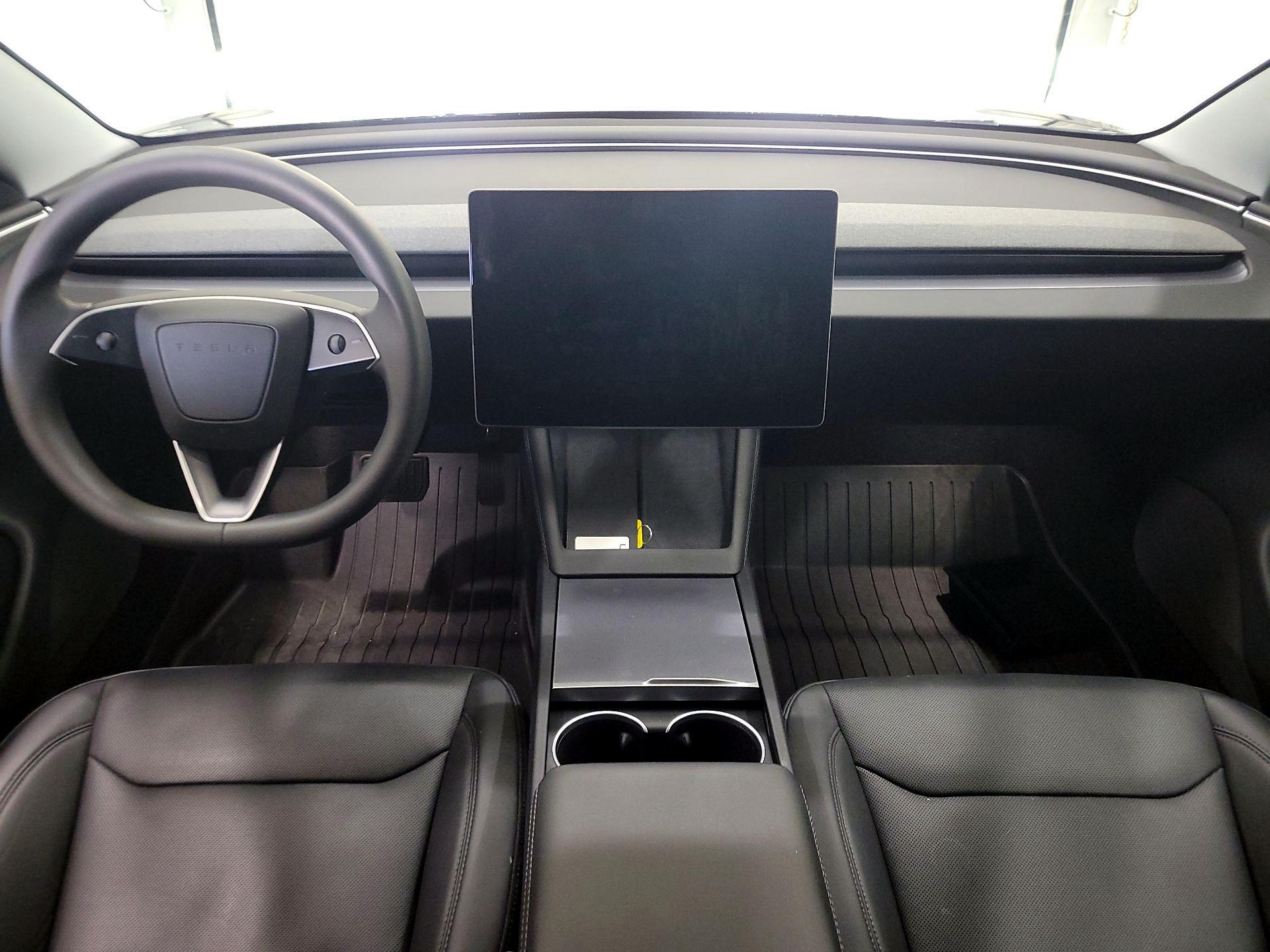 Thumbnail: 2025 Tesla Model 3 - 9