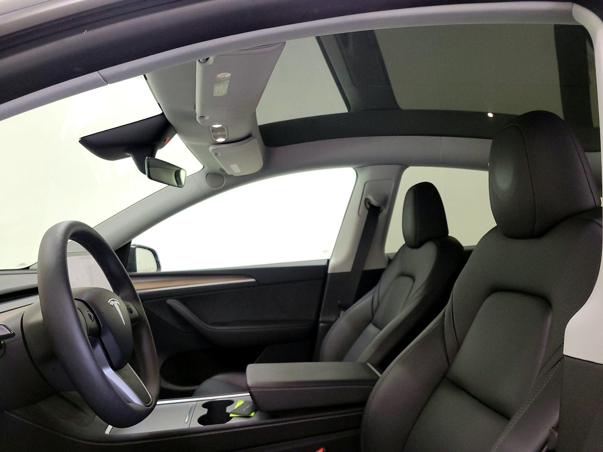 Thumbnail: 2024 Tesla Model Y - 18