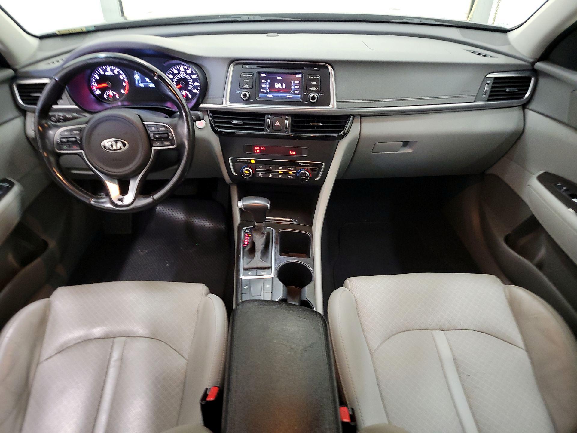 Thumbnail: 2016 Kia Optima - 9