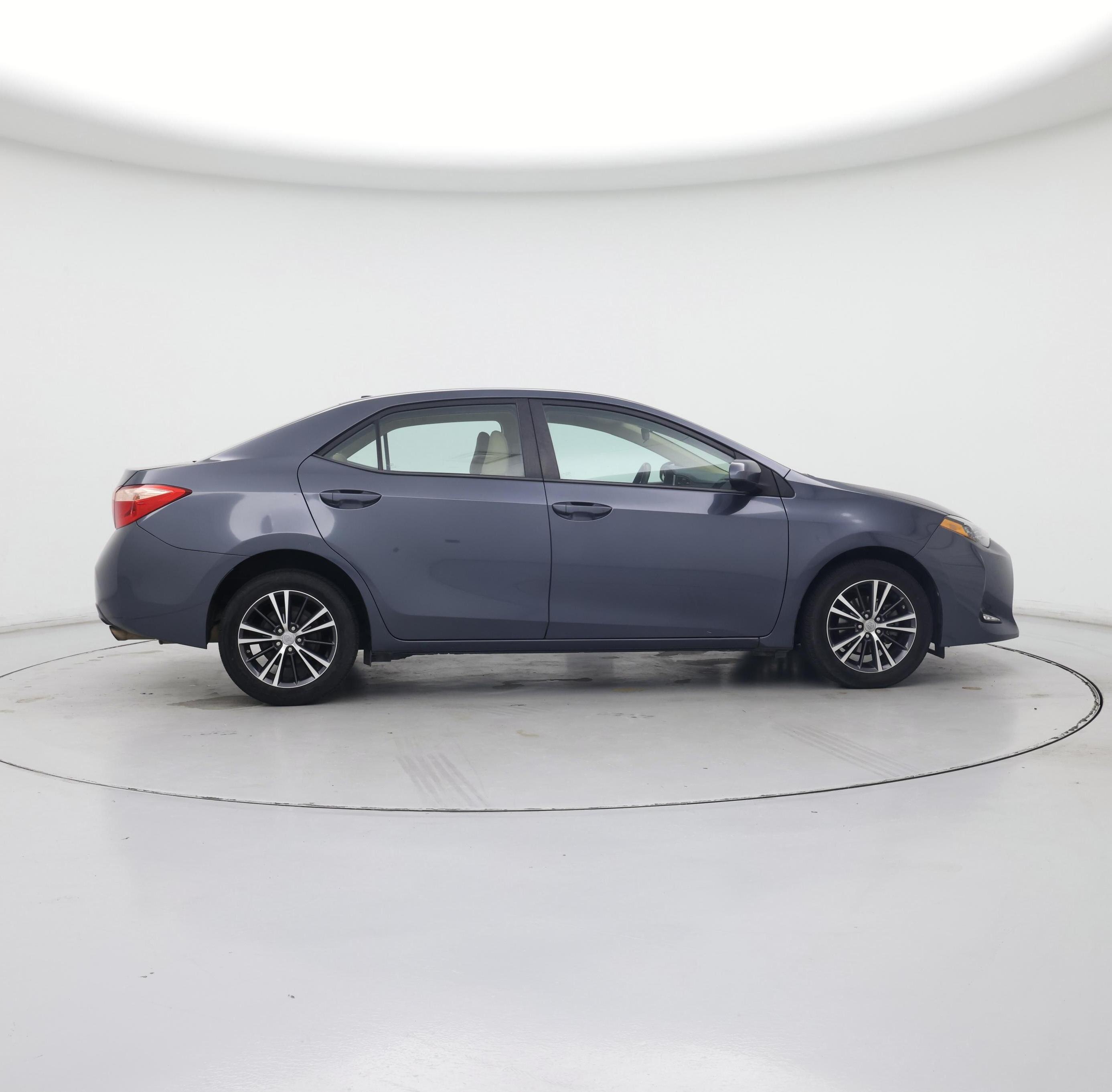 Thumbnail: 2017 Toyota Corolla - 7