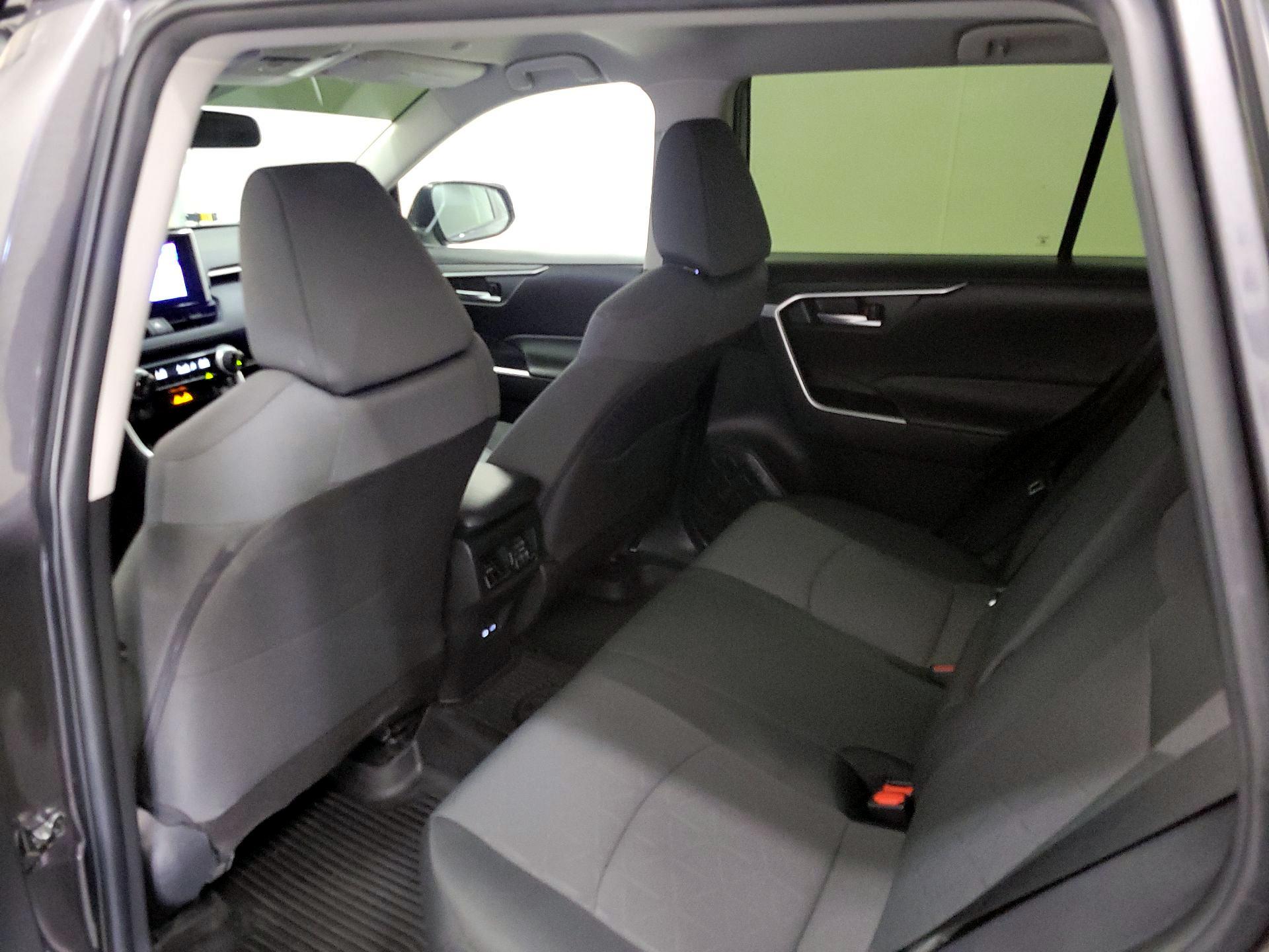 Thumbnail: 2025 Toyota RAV4 - 19