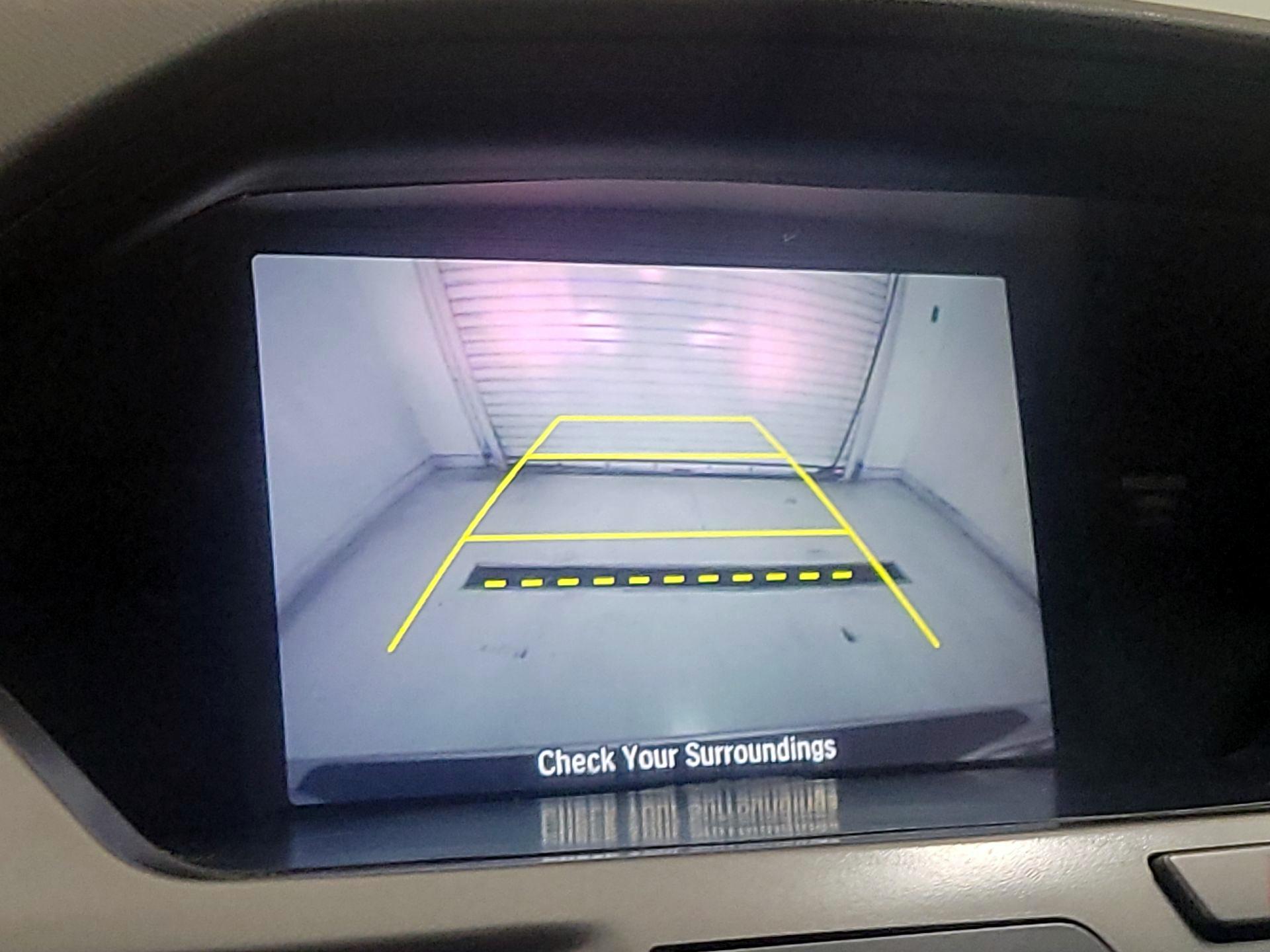 Thumbnail: 2016 Honda Odyssey - 14