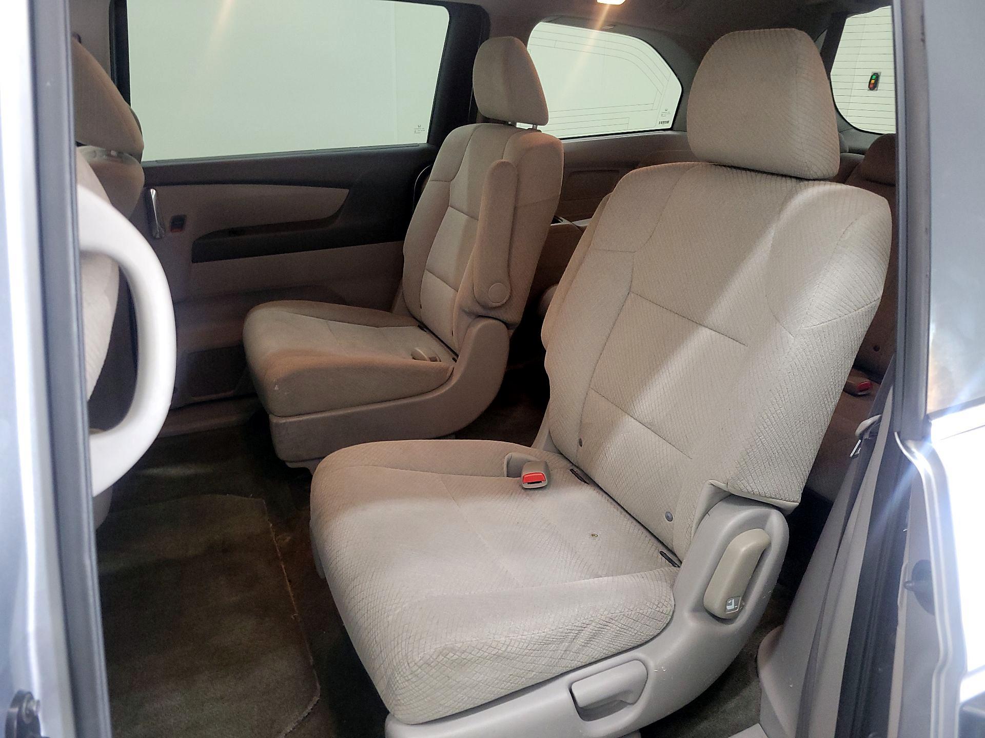 Thumbnail: 2016 Honda Odyssey - 19
