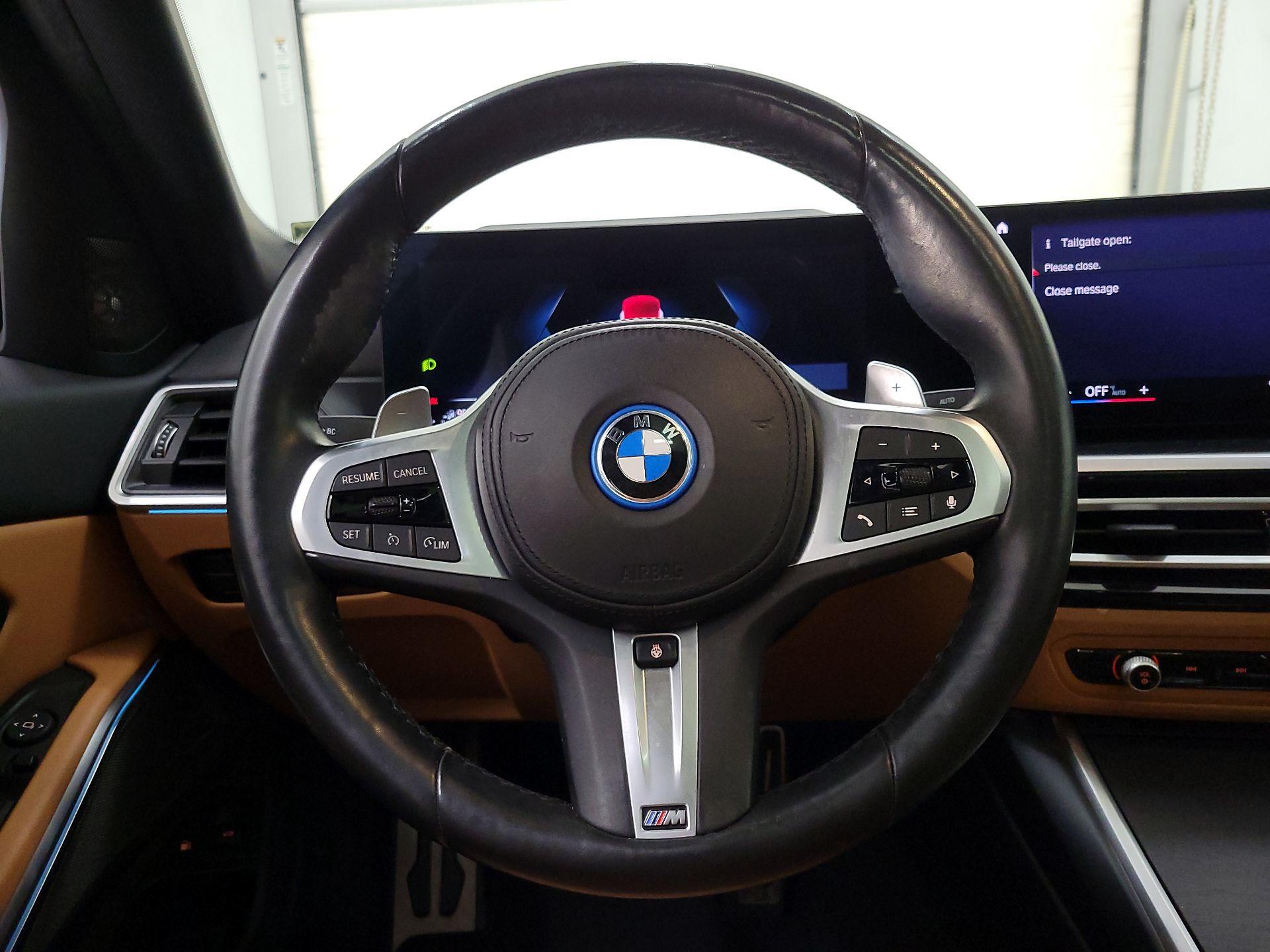 Thumbnail: 2023 BMW 3 Series - 10
