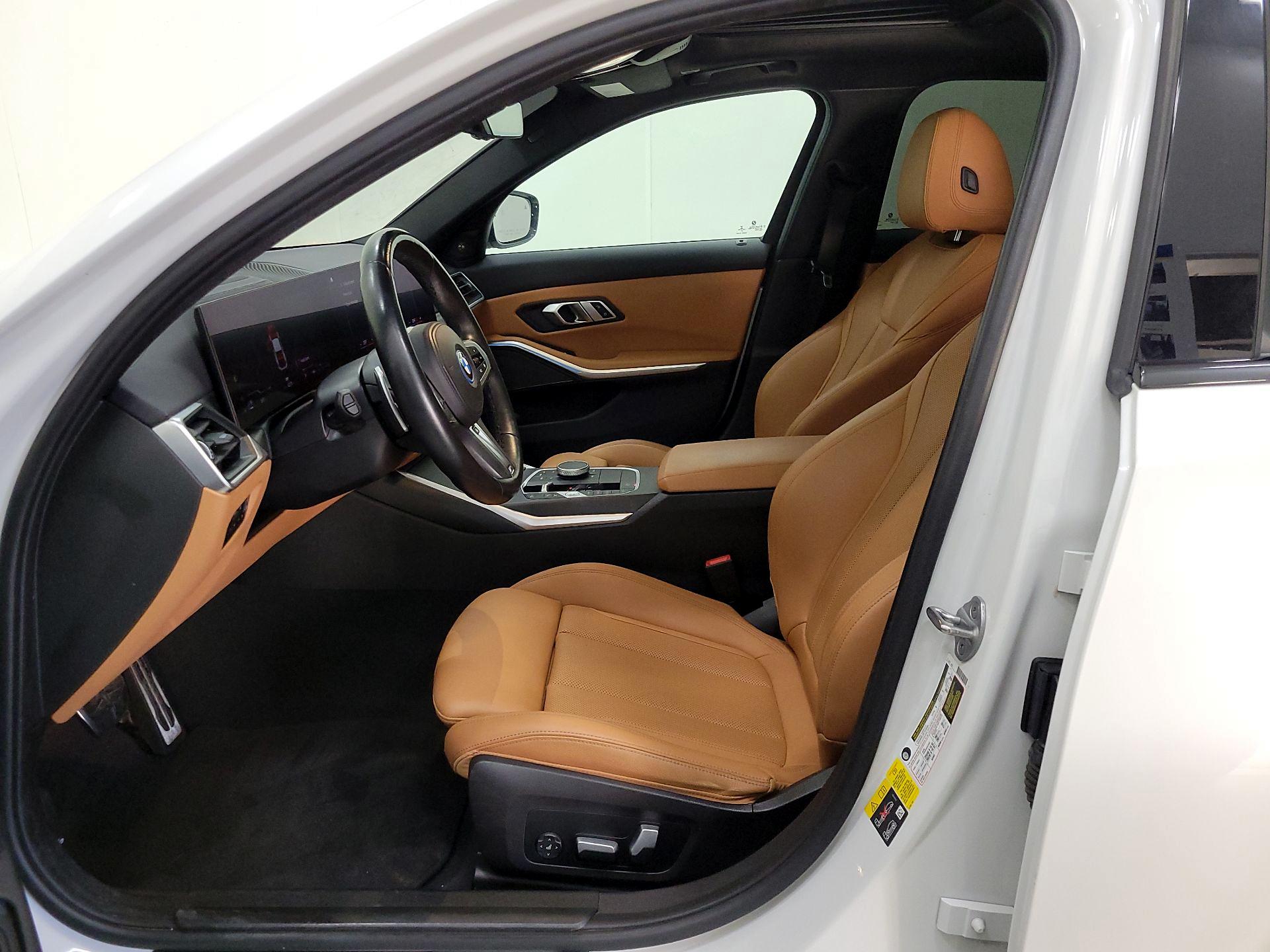 Thumbnail: 2023 BMW 3 Series - 11