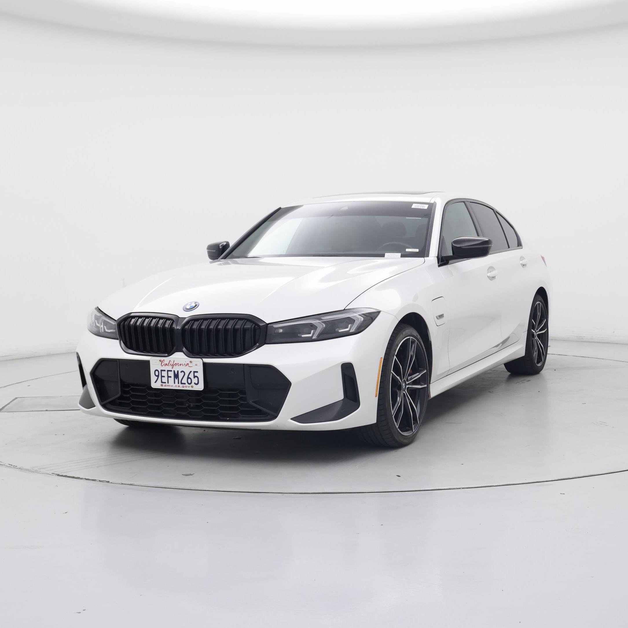 Thumbnail: 2023 BMW 3 Series - 4