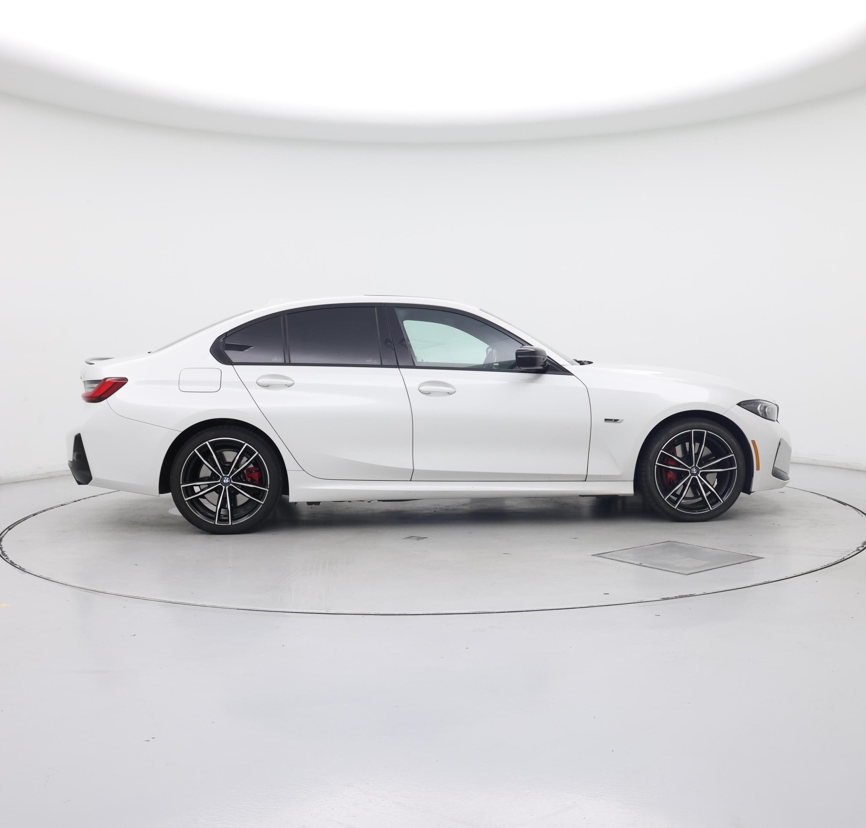 Thumbnail: 2023 BMW 3 Series - 7
