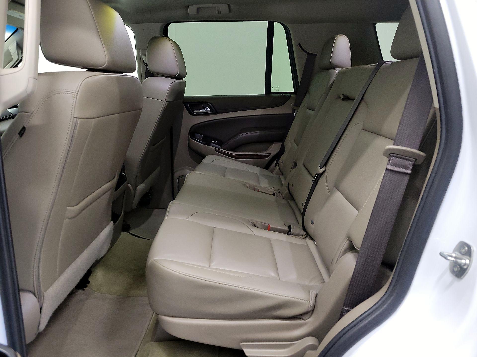 Thumbnail: 2019 Chevrolet Tahoe - 19