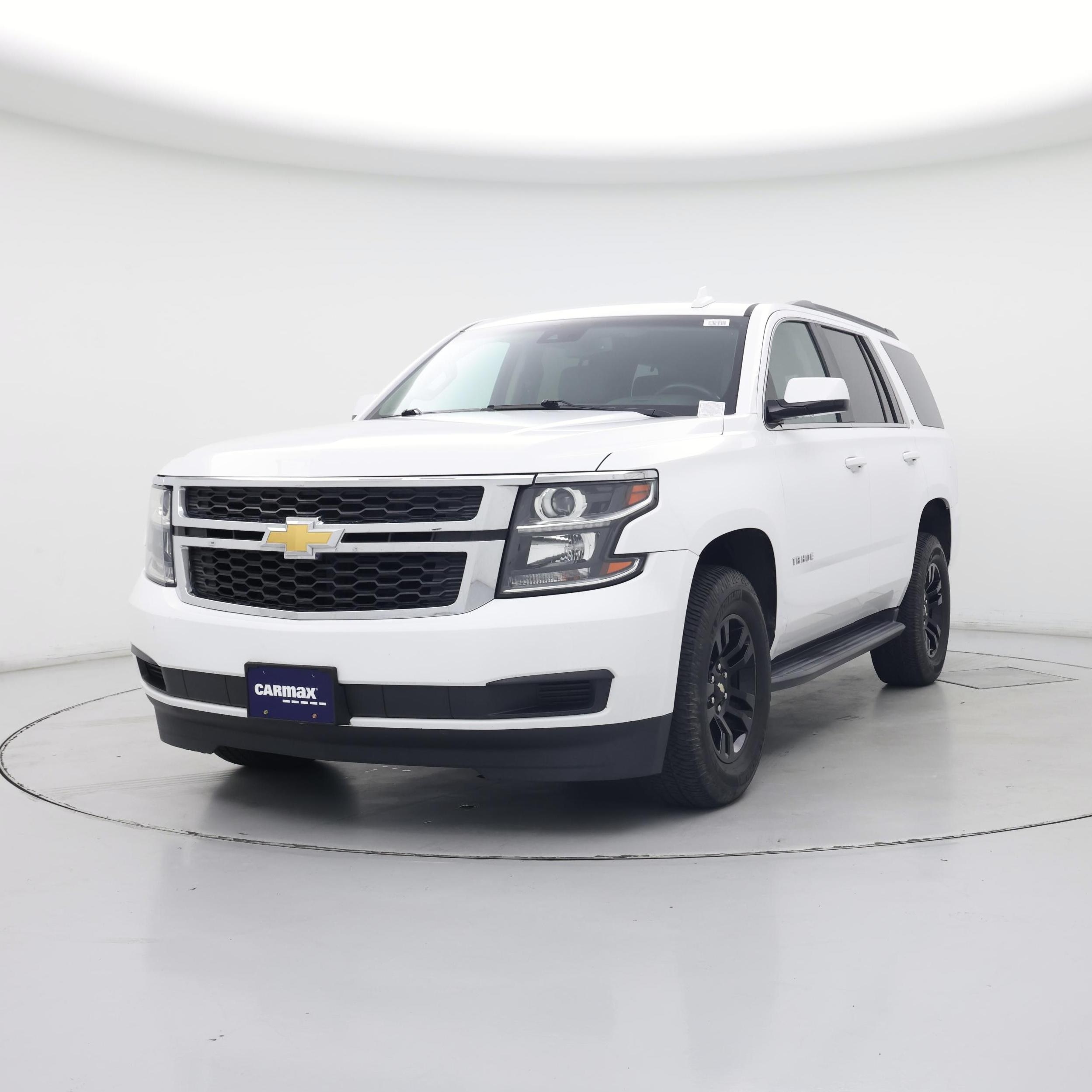 Thumbnail: 2019 Chevrolet Tahoe - 4