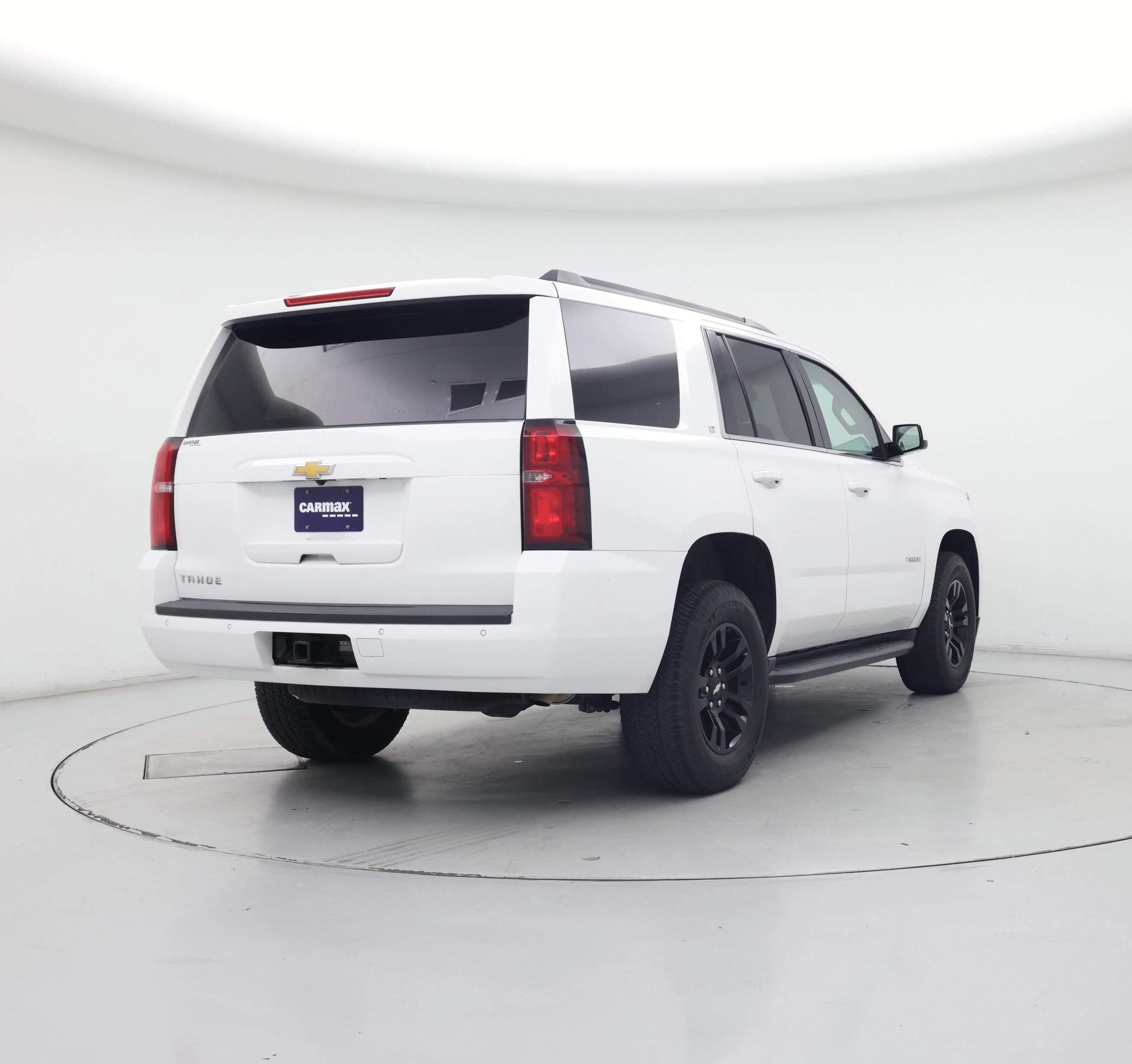Thumbnail: 2019 Chevrolet Tahoe - 8