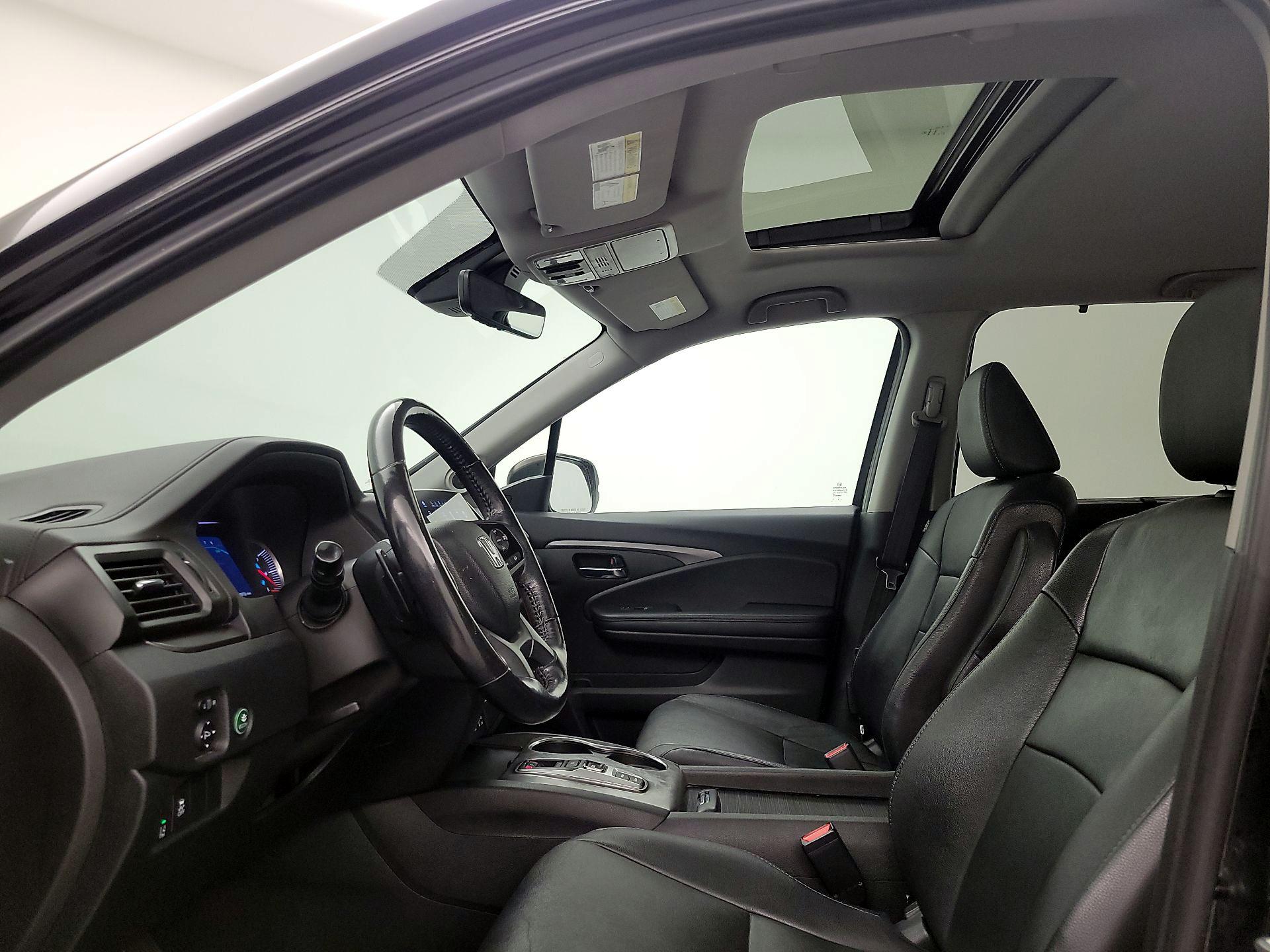 Thumbnail: 2021 Honda Pilot - 19