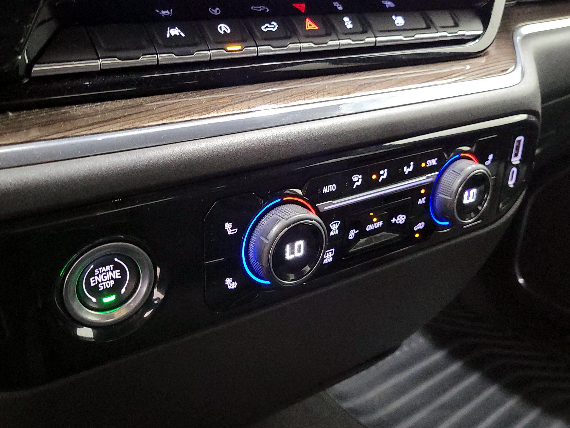 Thumbnail: 2023 Chevrolet Silverado 1500 - 17
