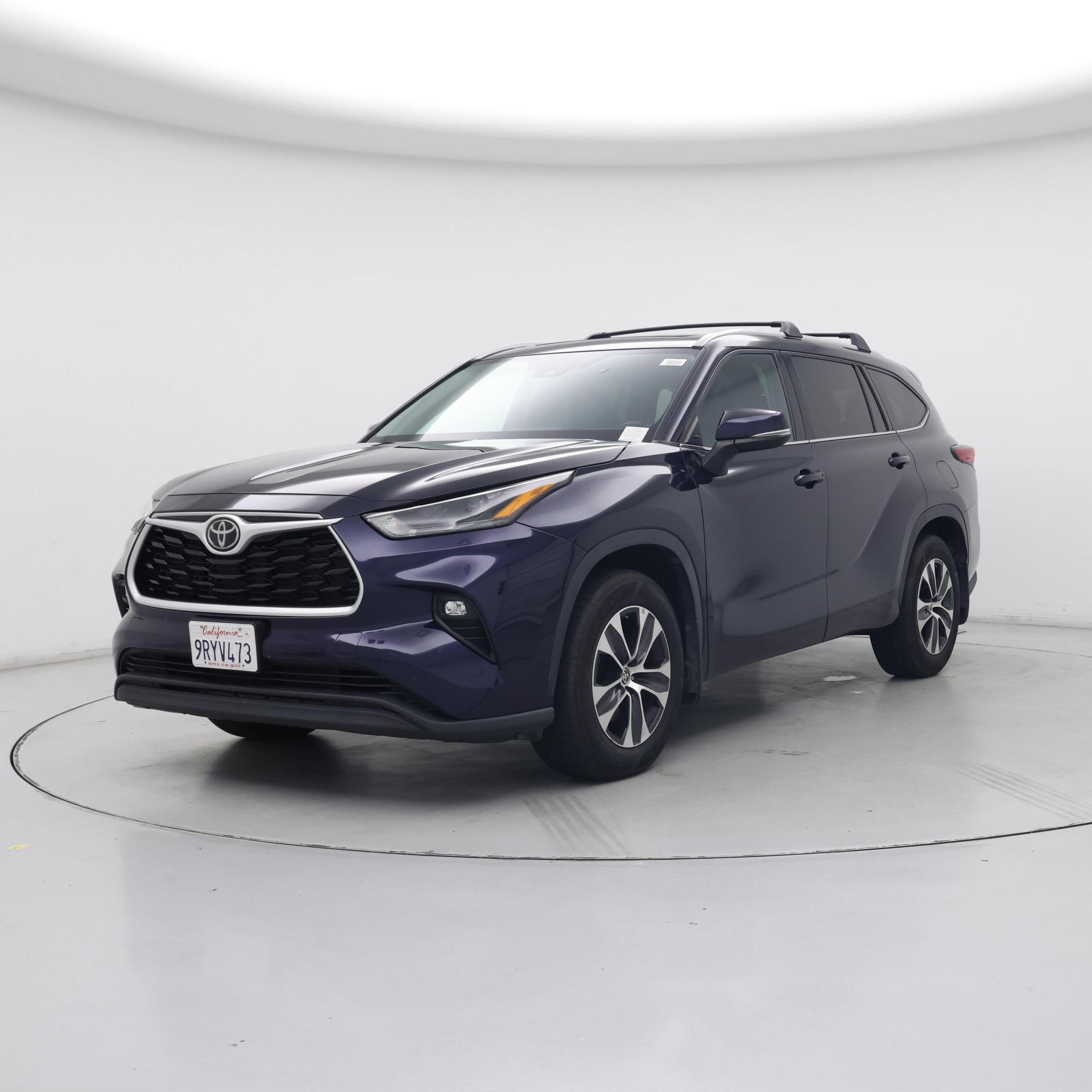 Thumbnail: 2022 Toyota Highlander - 4