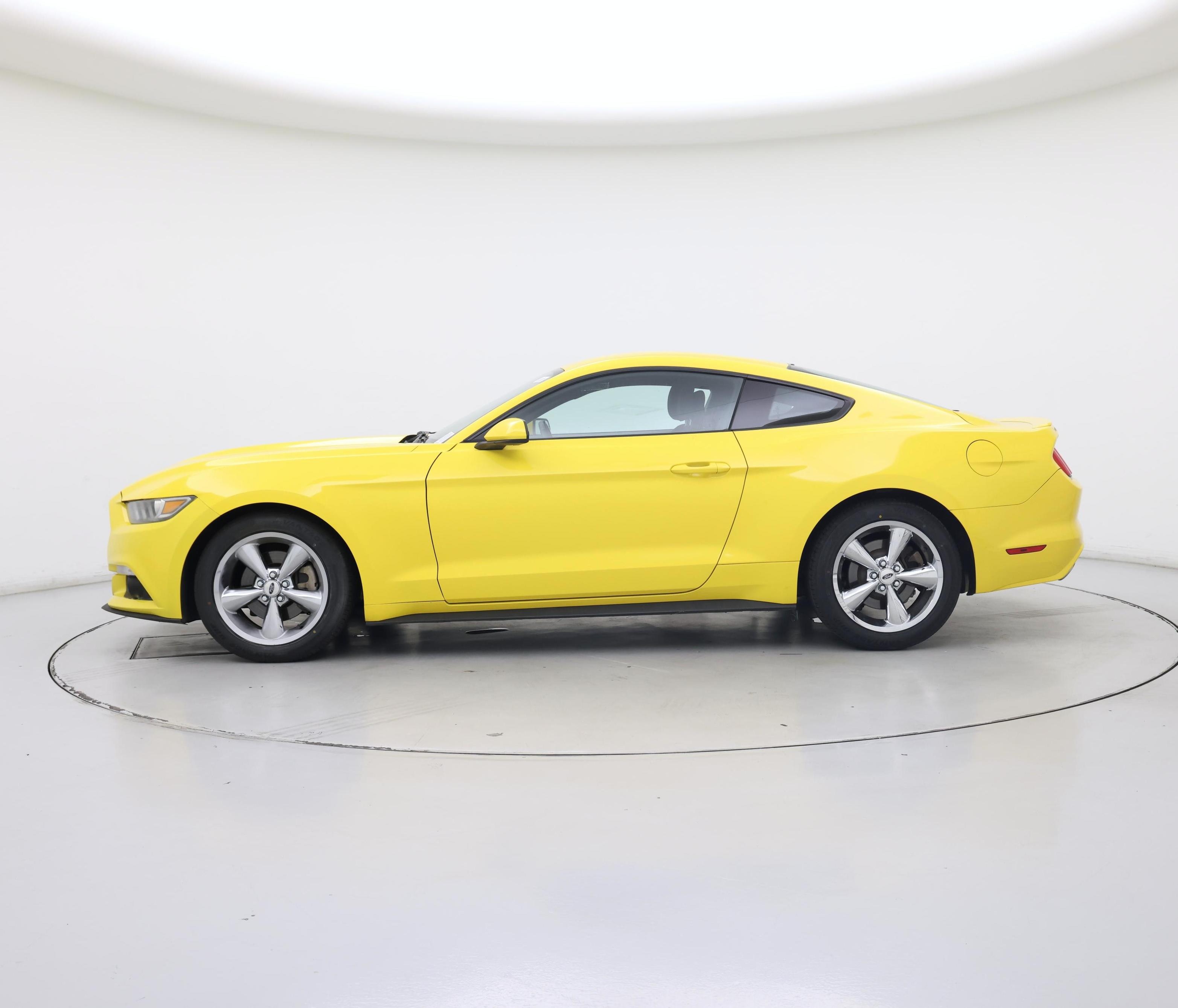 Thumbnail: 2016 Ford Mustang - 3
