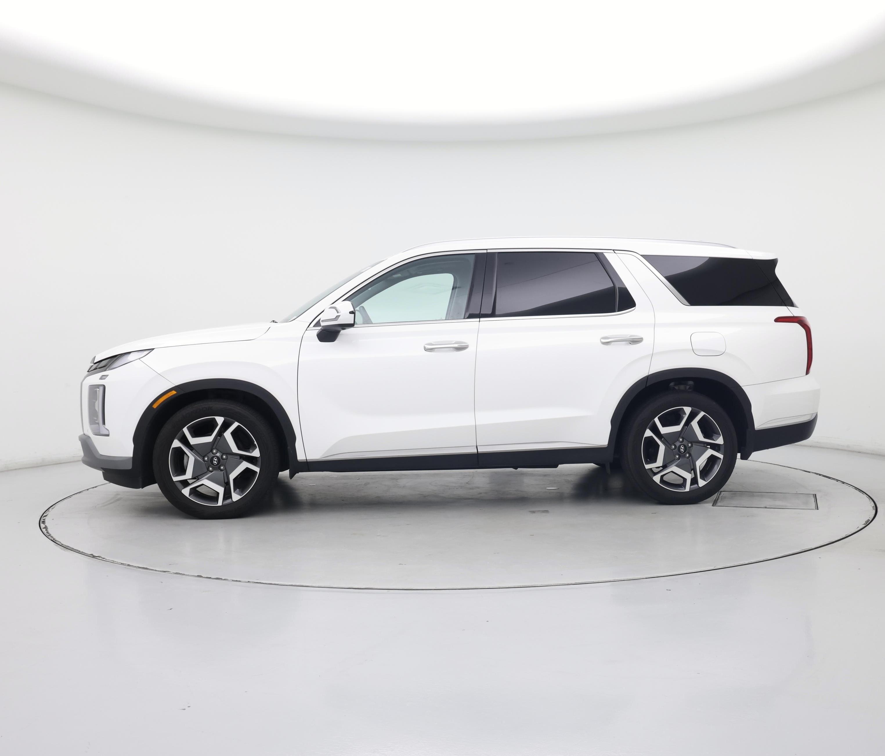 Thumbnail: 2023 Hyundai Palisade - 3