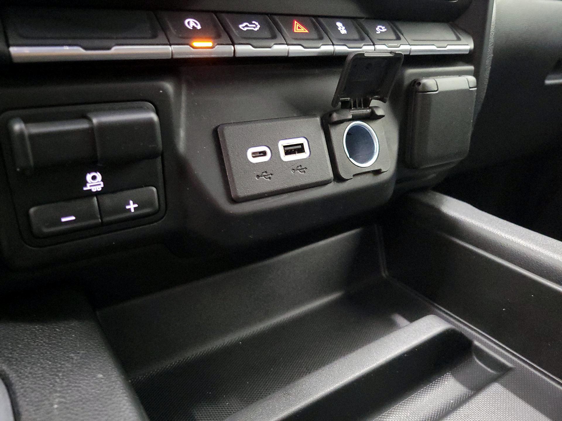 Thumbnail: 2022 Chevrolet Silverado 1500 - 18