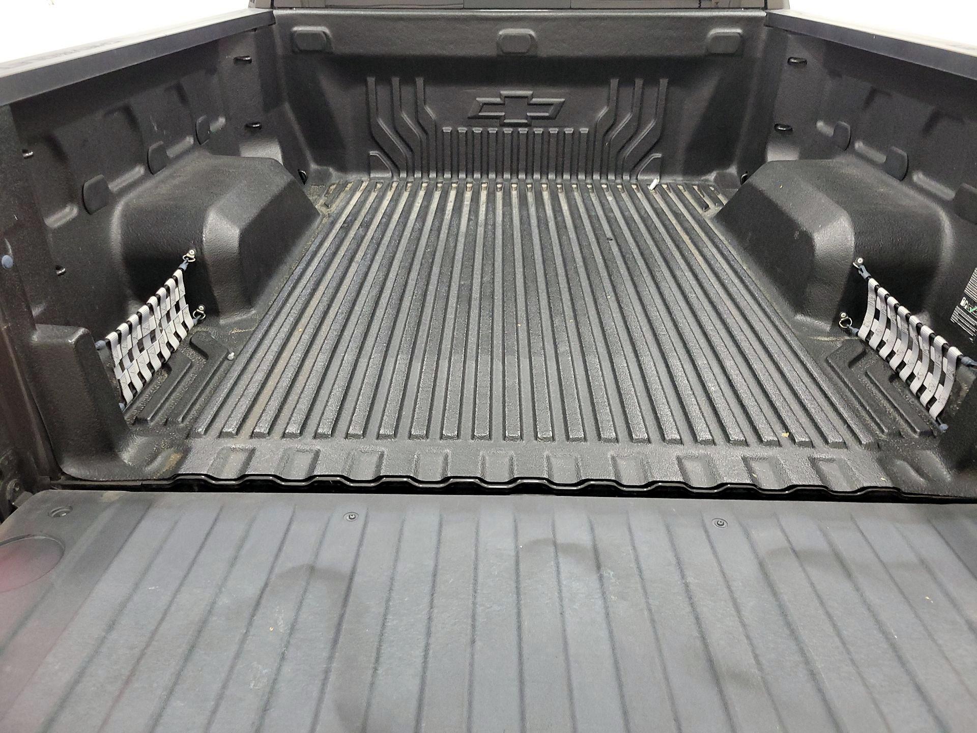 Thumbnail: 2022 Chevrolet Silverado 1500 - 20