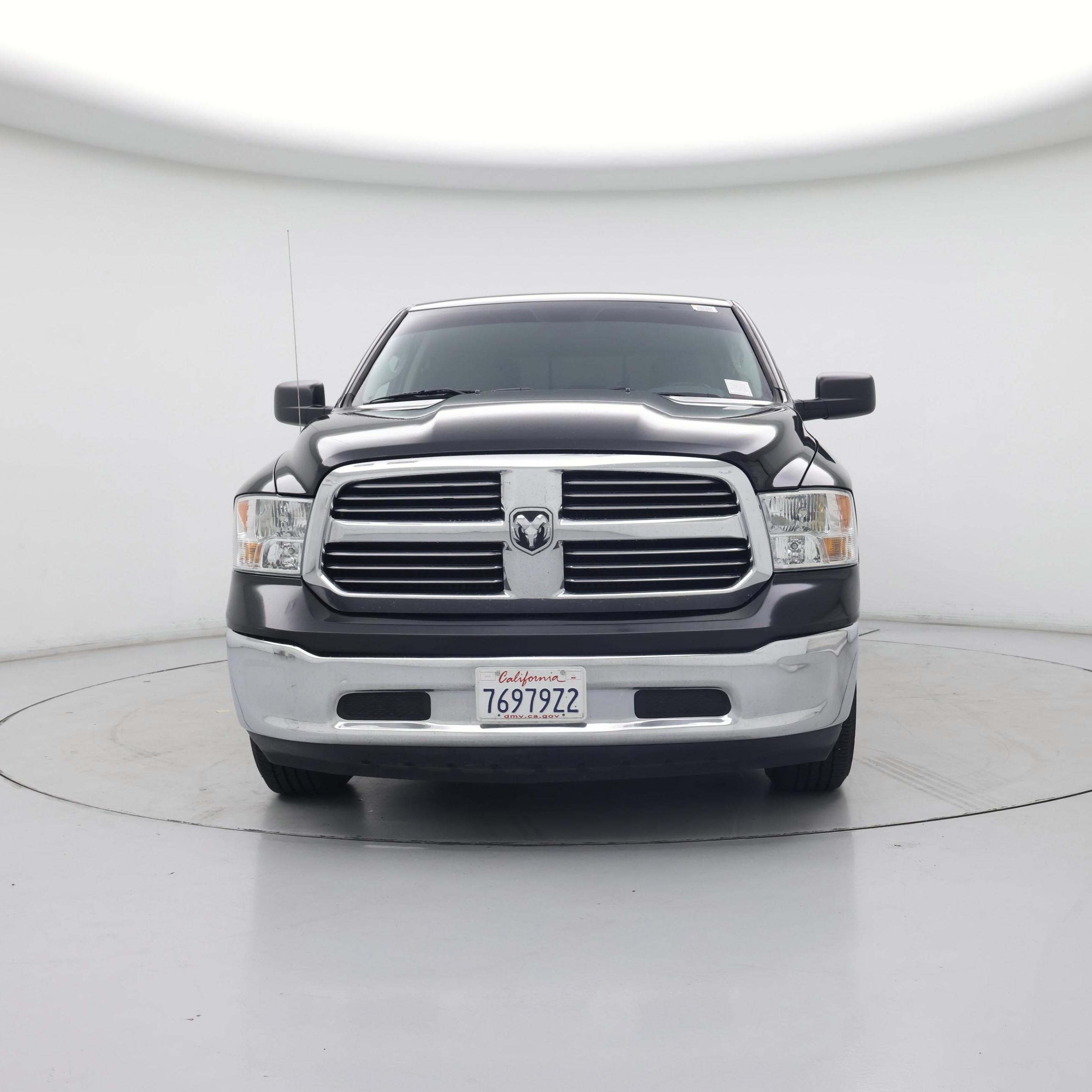 Thumbnail: 2019 RAM 1500 Classic - 5
