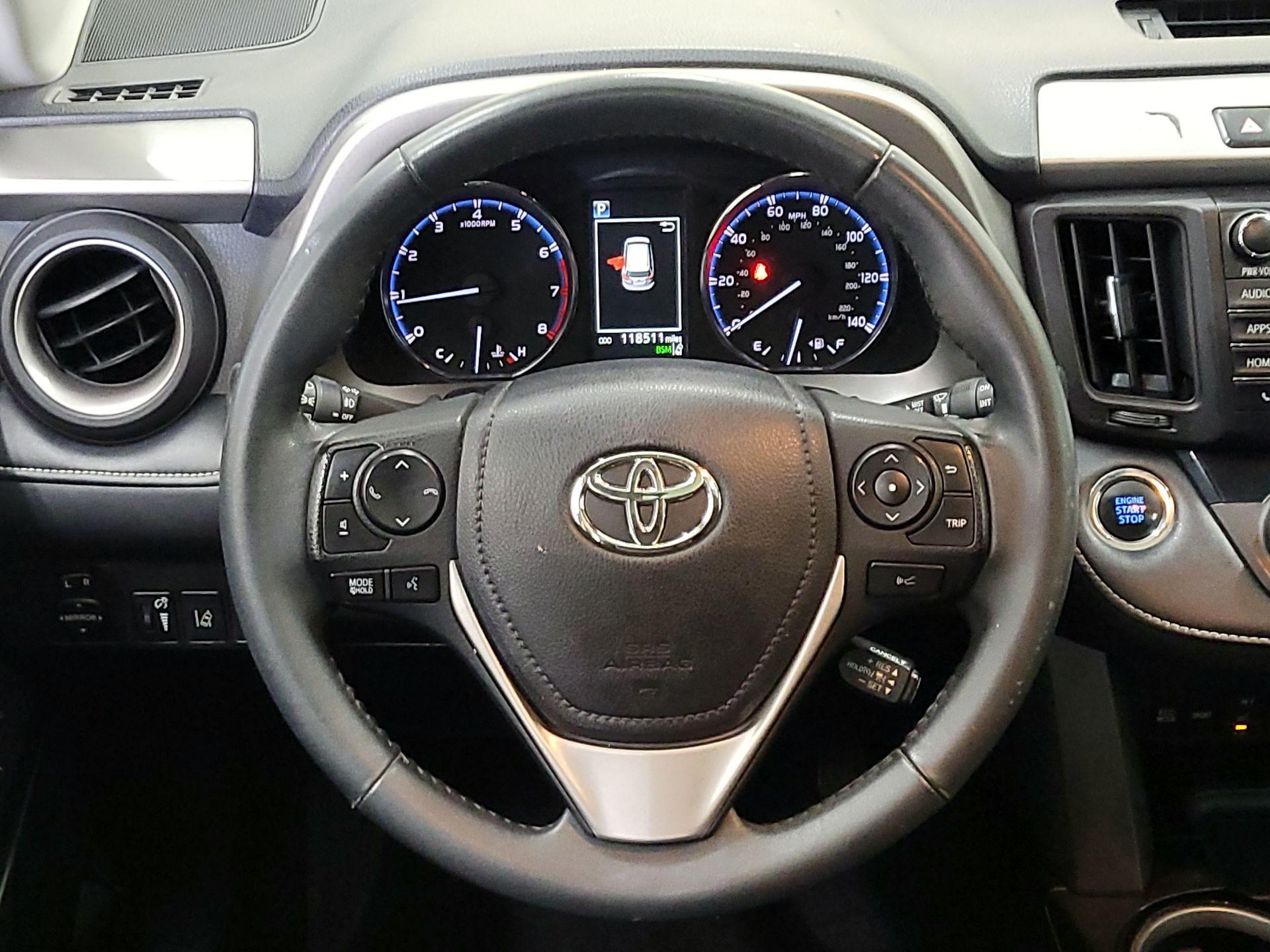 Thumbnail: 2017 Toyota RAV4 - 10