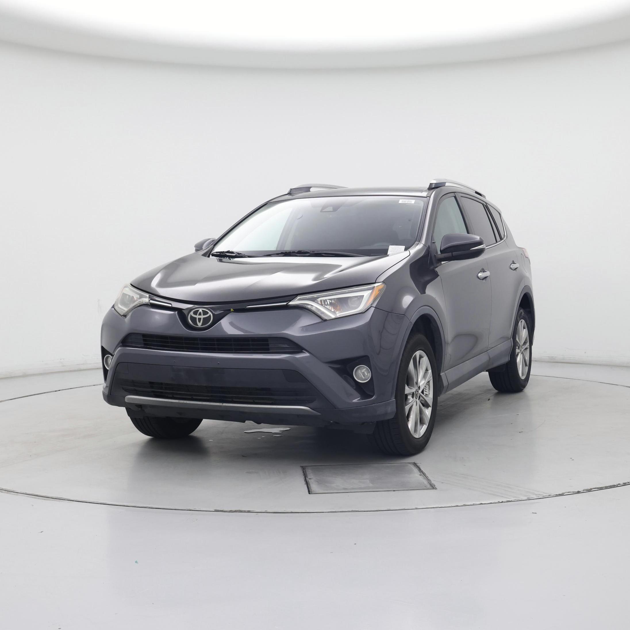 Thumbnail: 2017 Toyota RAV4 - 4