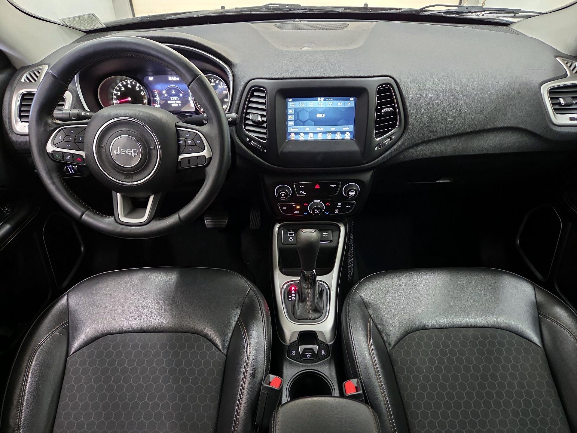 Thumbnail: 2018 Jeep Compass - 9