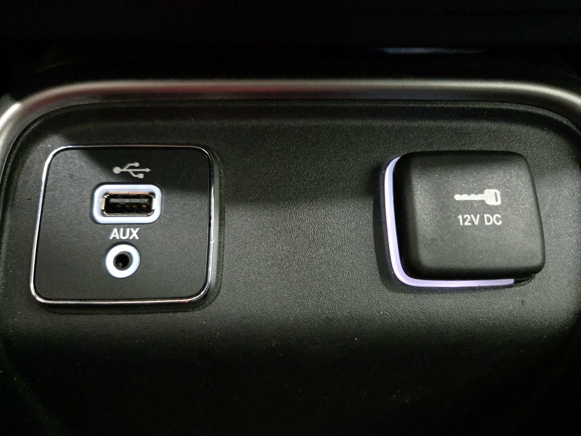Thumbnail: 2018 Jeep Compass - 18